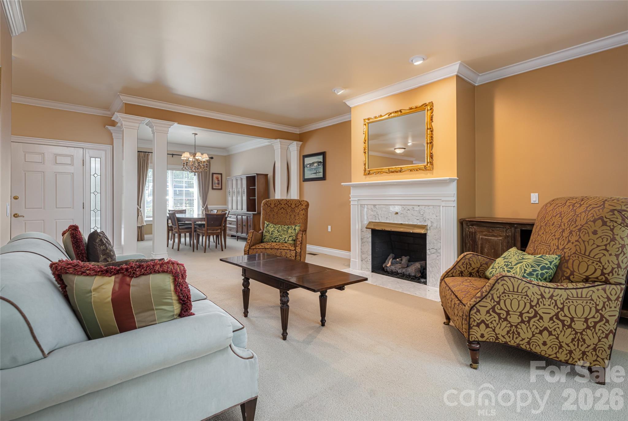 8 Clovelly Way Property Photo 2