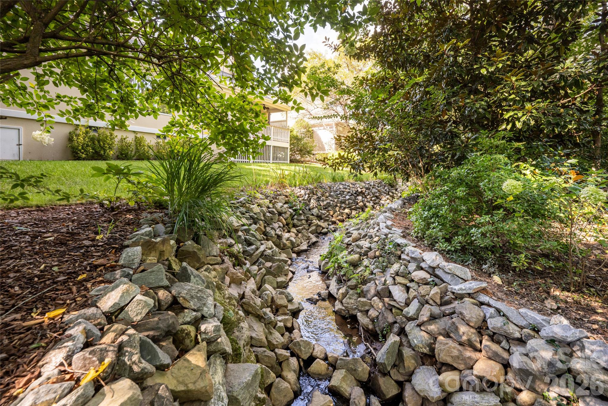 8 Clovelly Way Property Photo 5