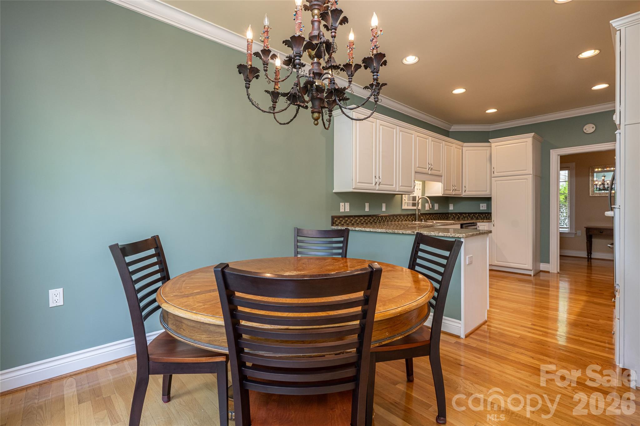 8 Clovelly Way Property Photo 15
