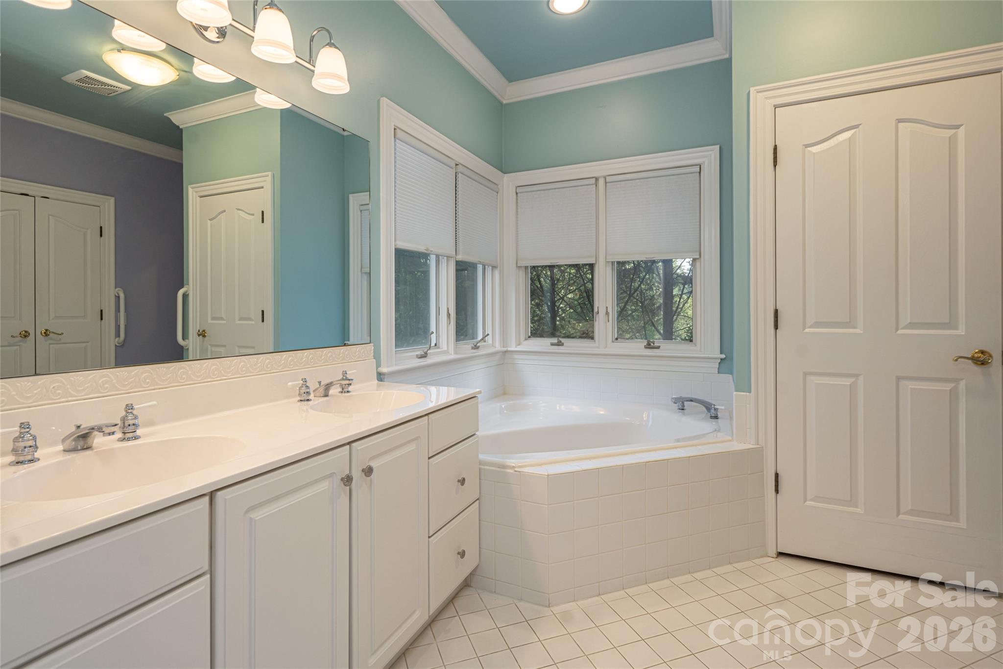 8 Clovelly Way Property Photo 21