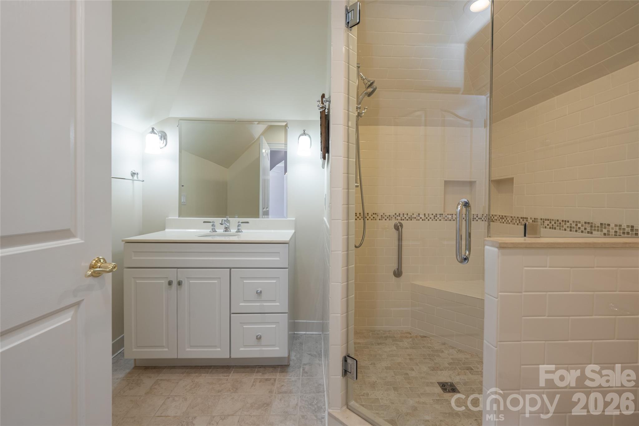 8 Clovelly Way Property Photo 31