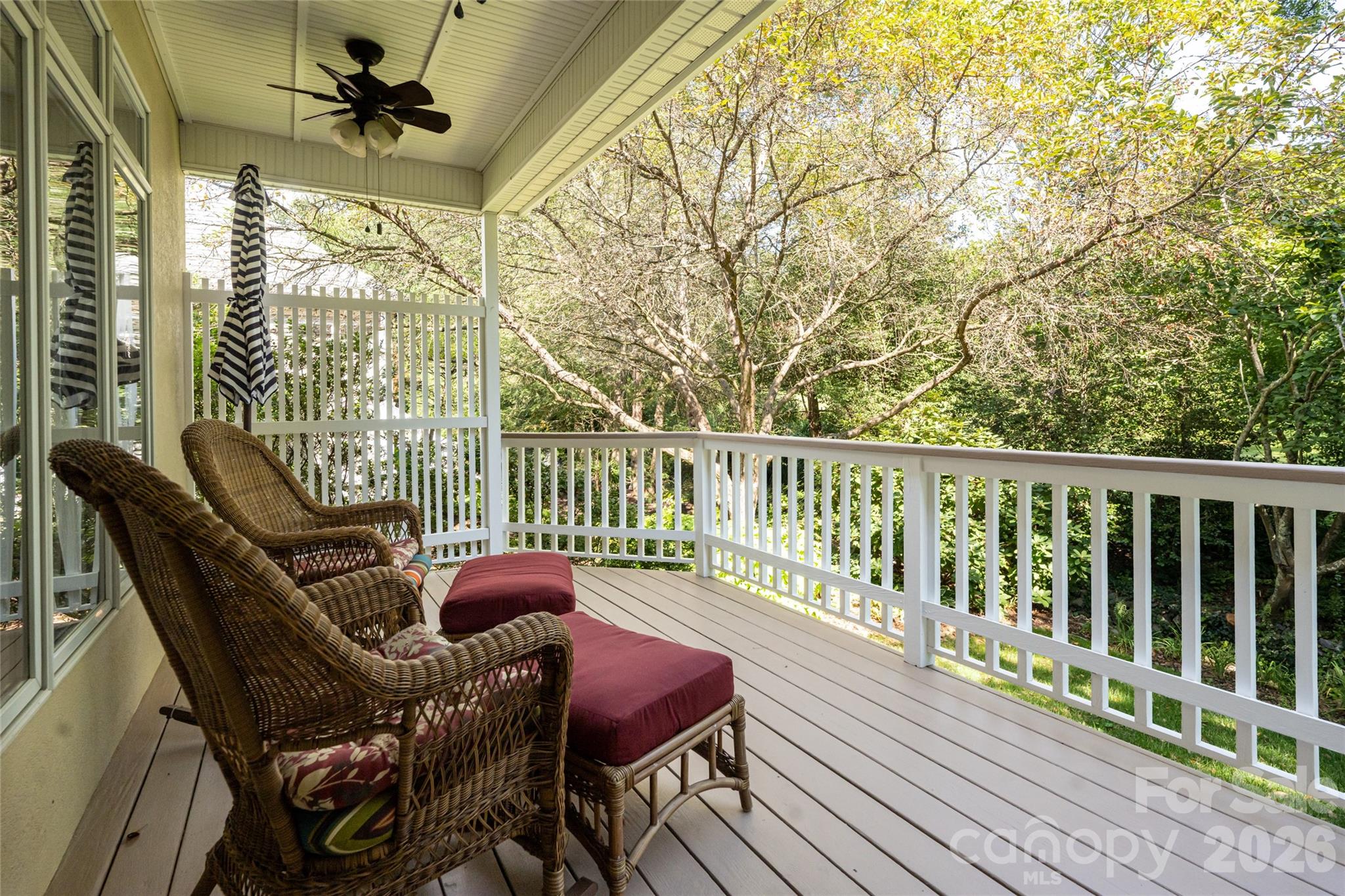 8 Clovelly Way Property Photo 35