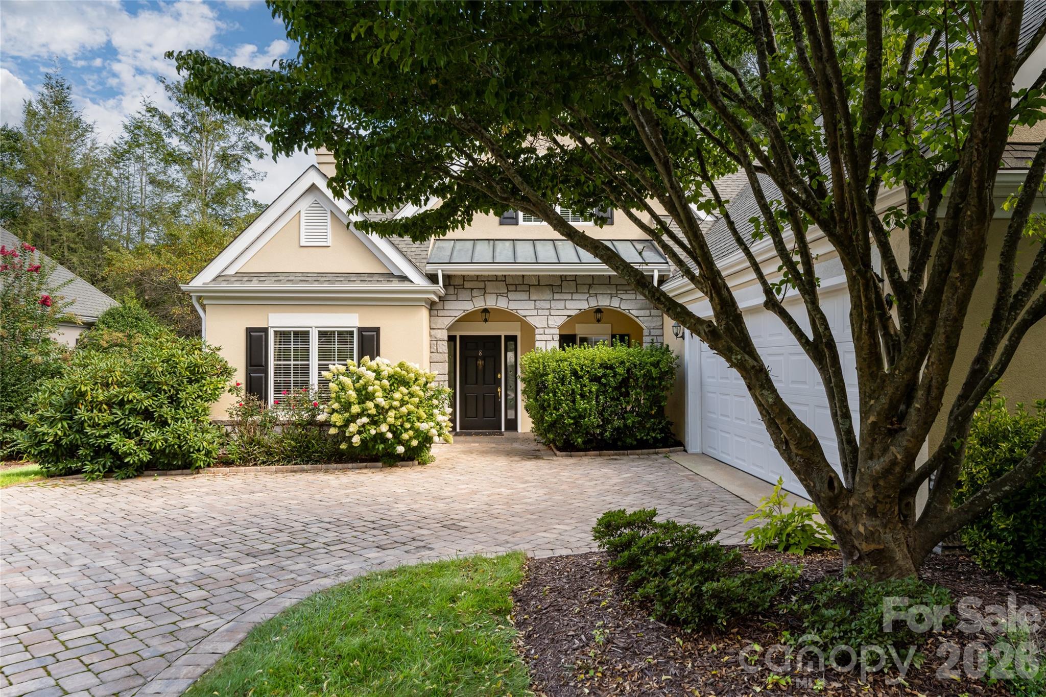 8 Clovelly Way Property Photo 42