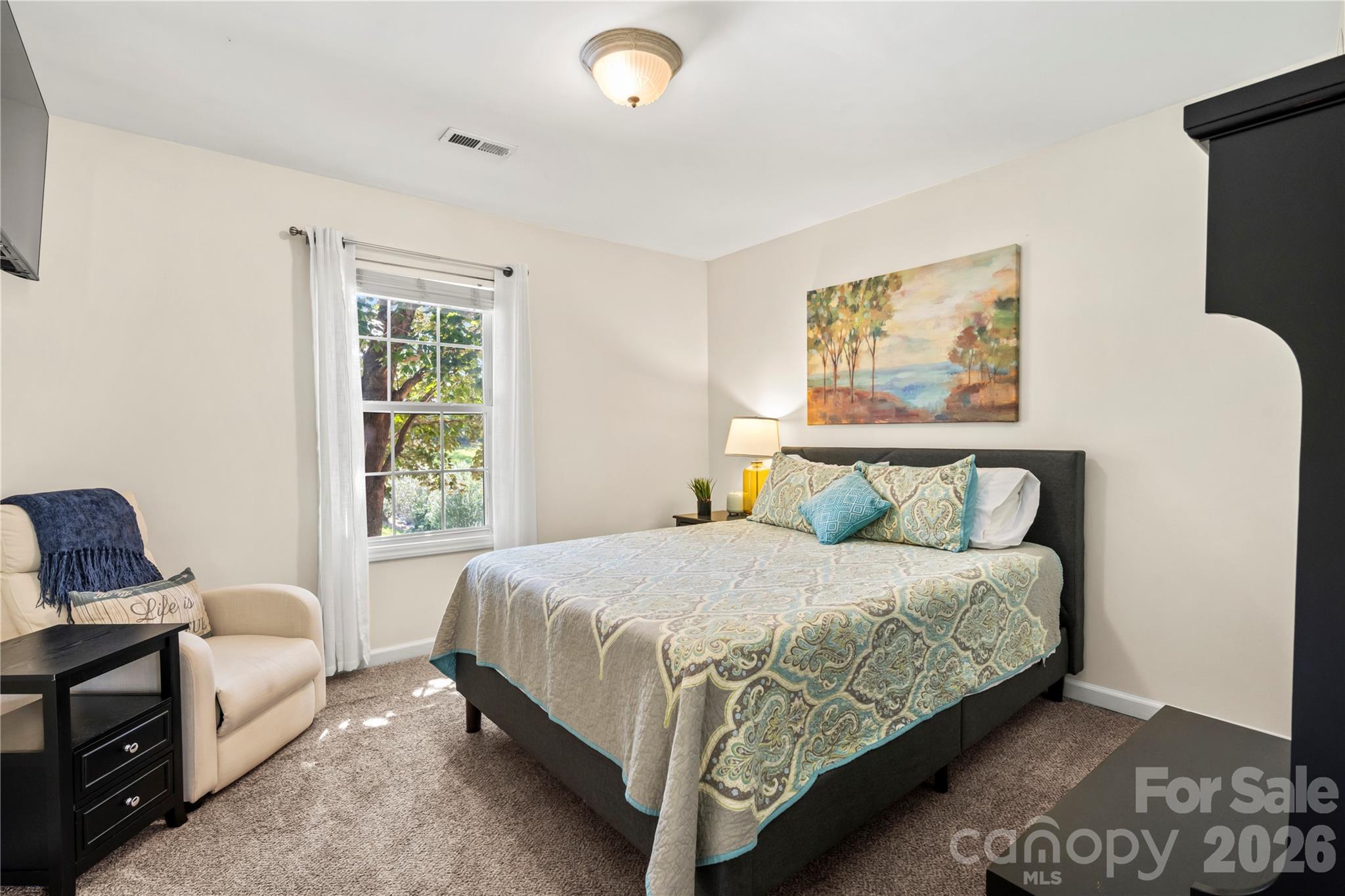 12 Sydney Lane Property Photo 20