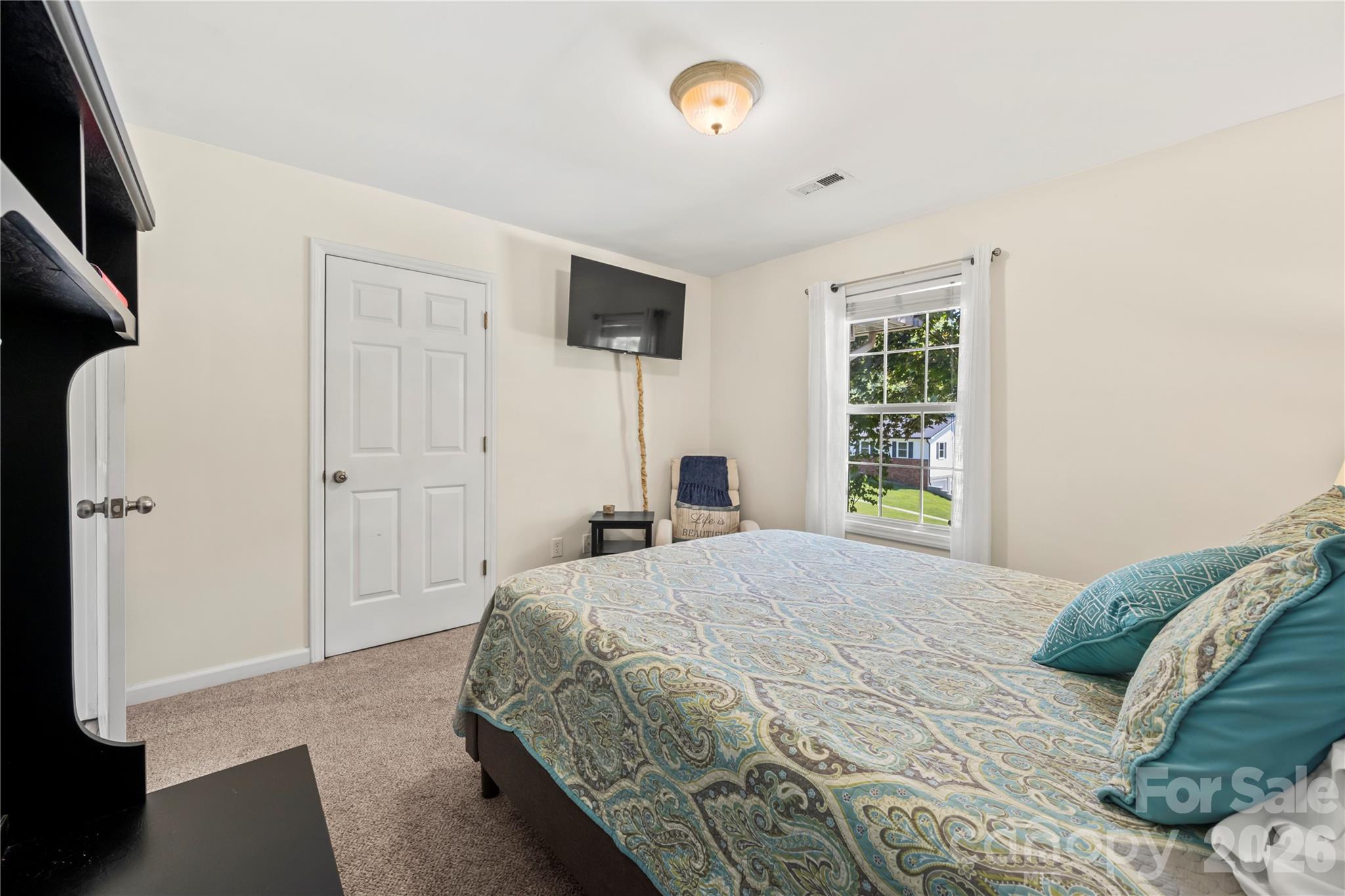 12 Sydney Lane Property Photo 21