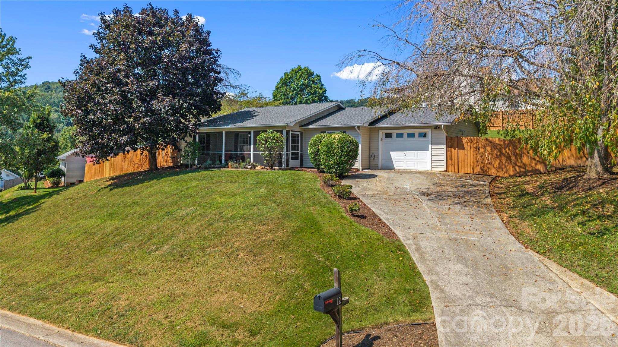 12 Sydney Lane Property Photo 31