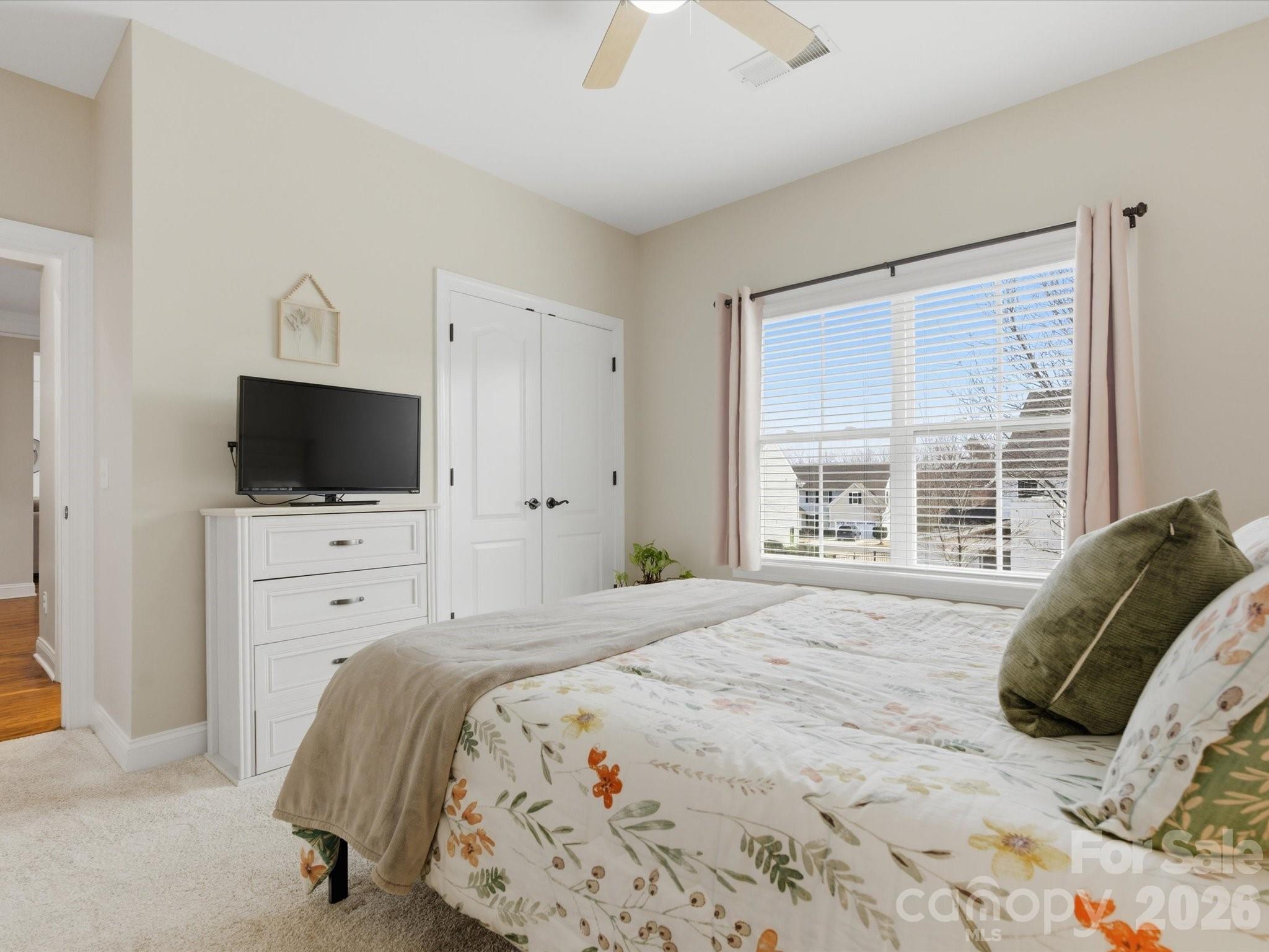 5105 Saint Clair Street Property Photo 10