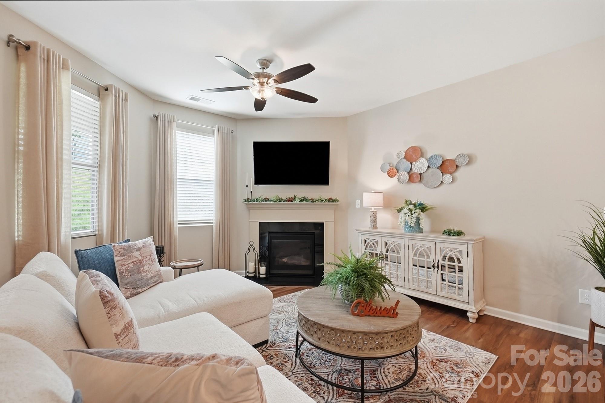 509 Common Raven Court Property Photo 5