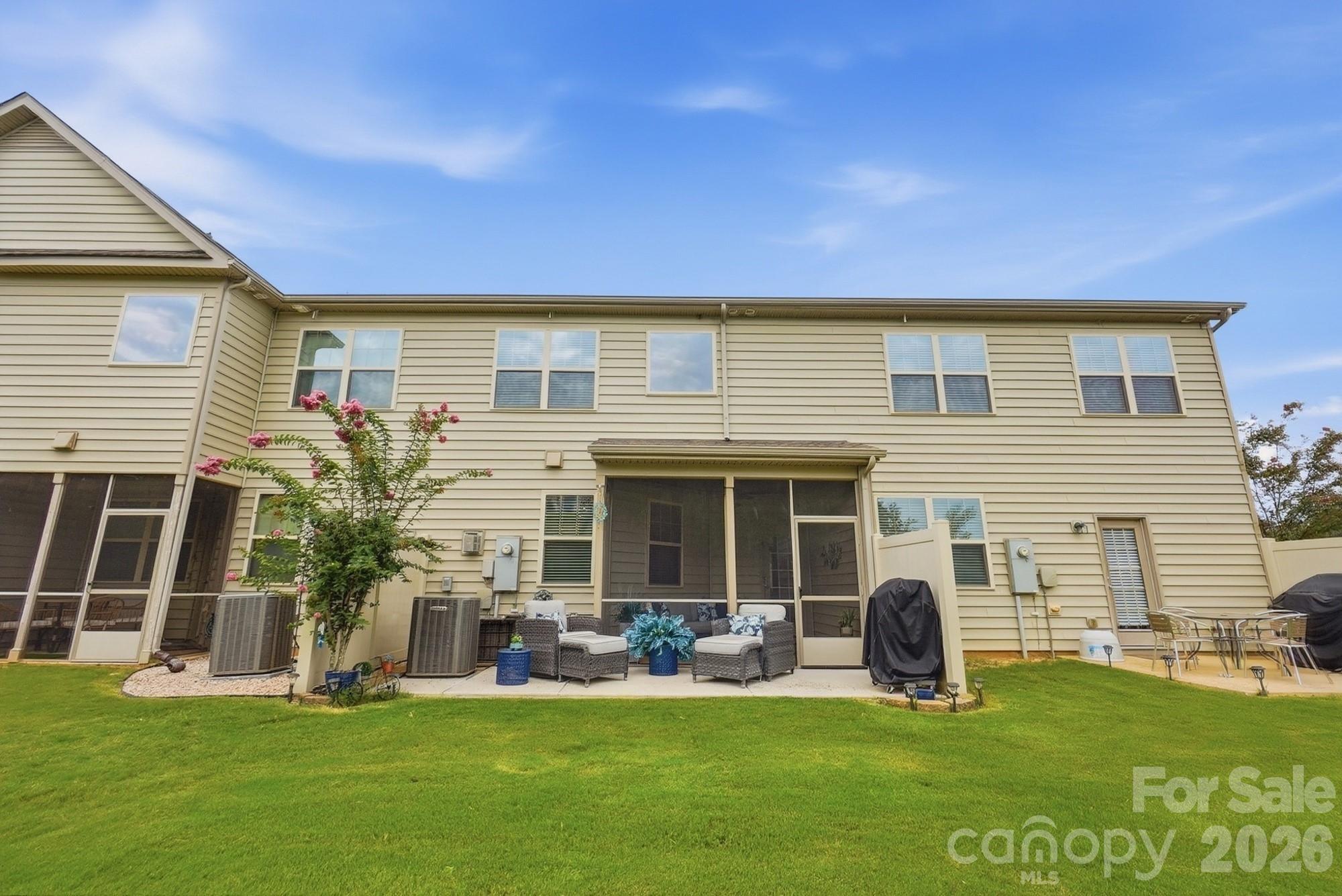 509 Common Raven Court Property Photo 38