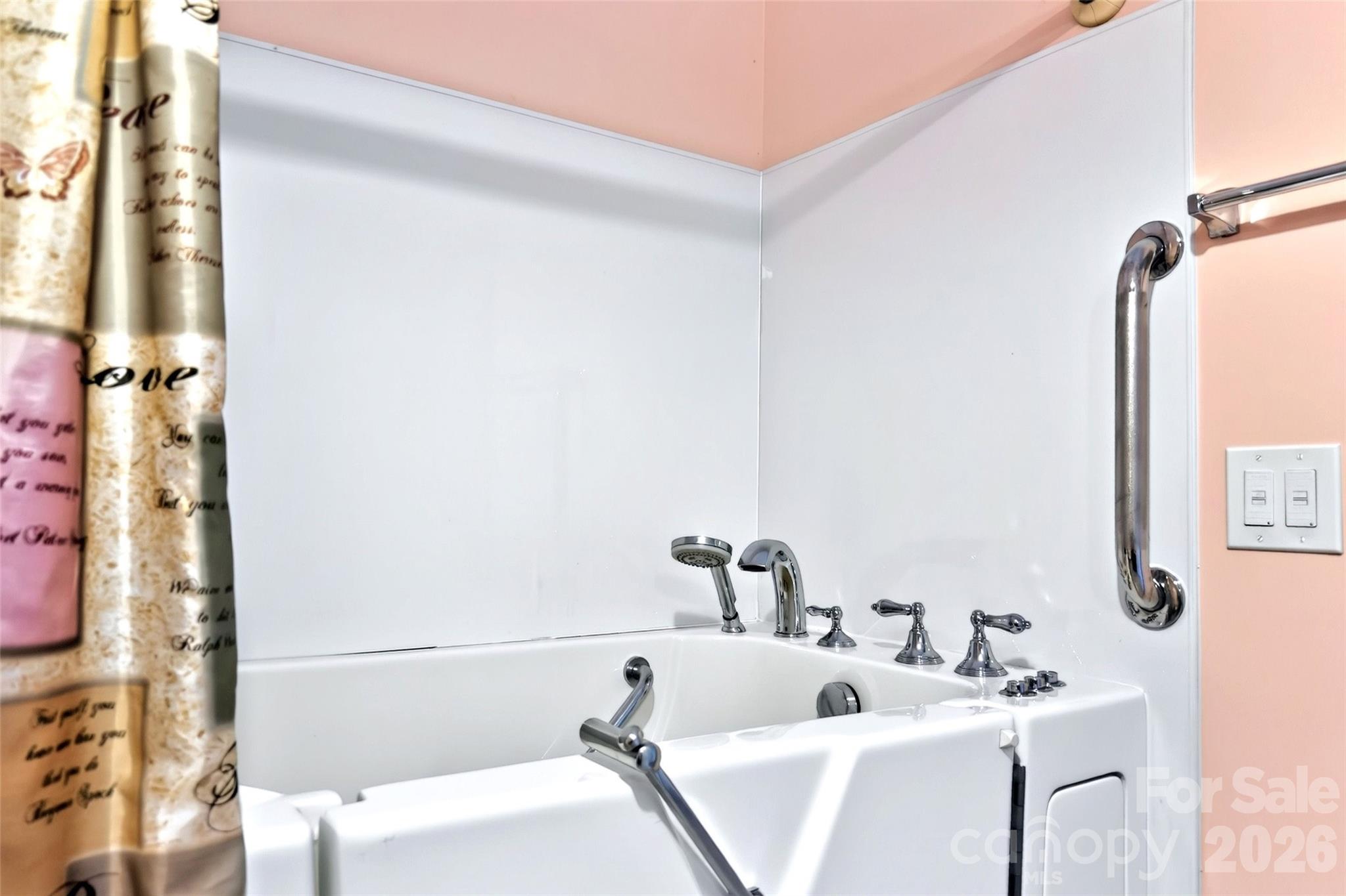 108 Shenandoah Drive Property Photo 22