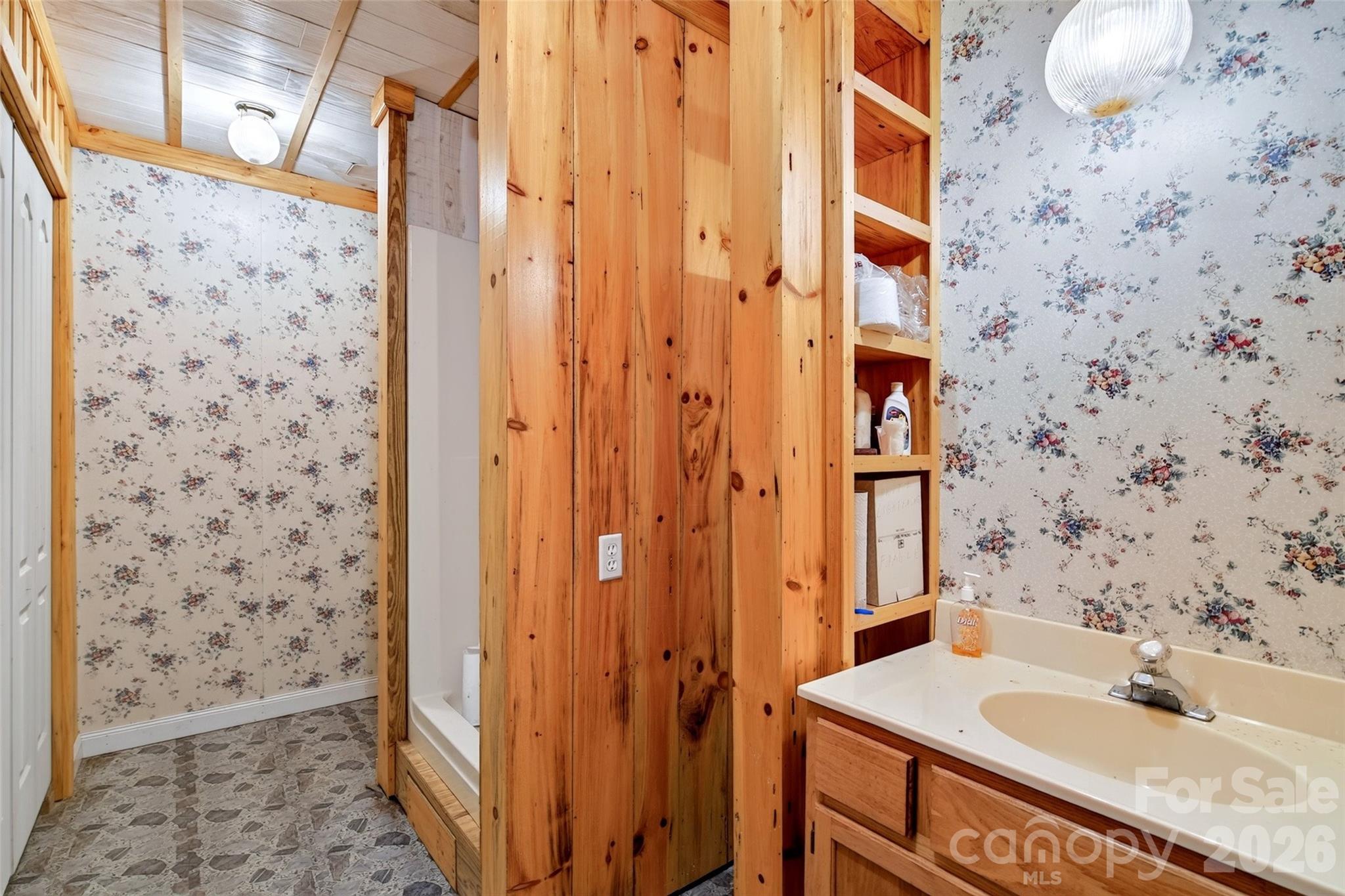 108 Shenandoah Drive Property Photo 34