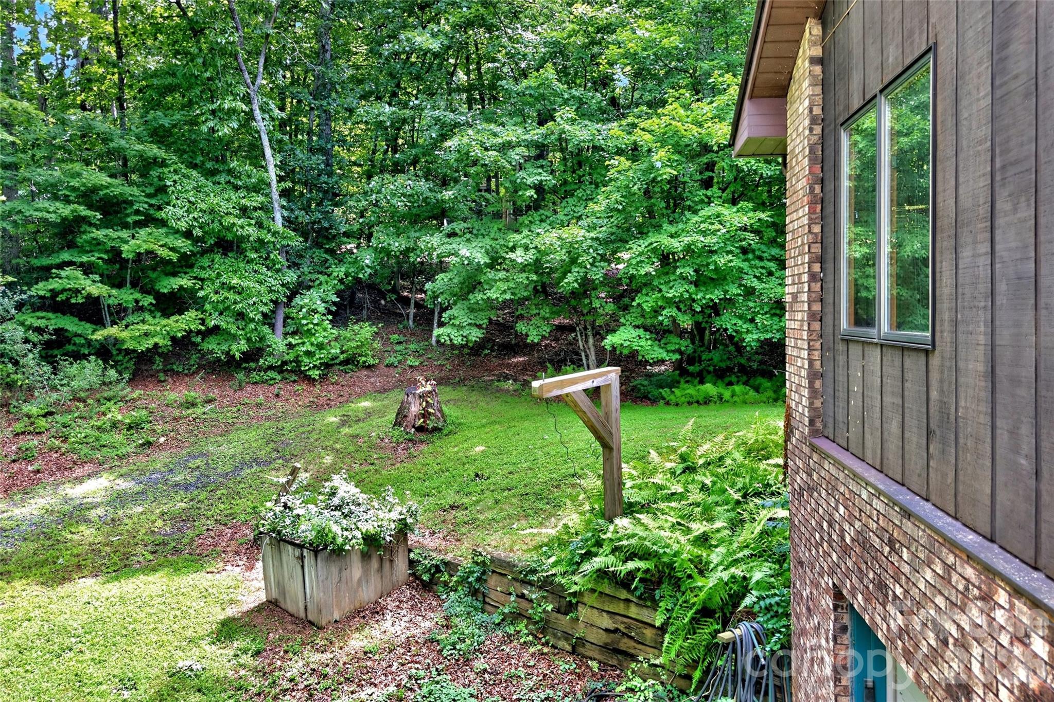 108 Shenandoah Drive Property Photo 38