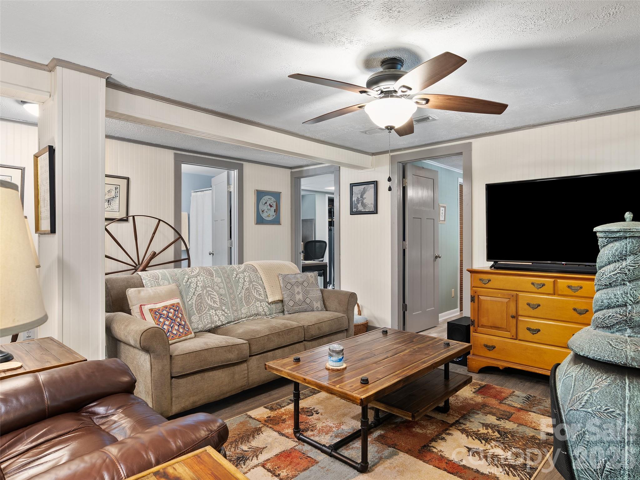 185 Rainbow Lake Drive Property Photo 22