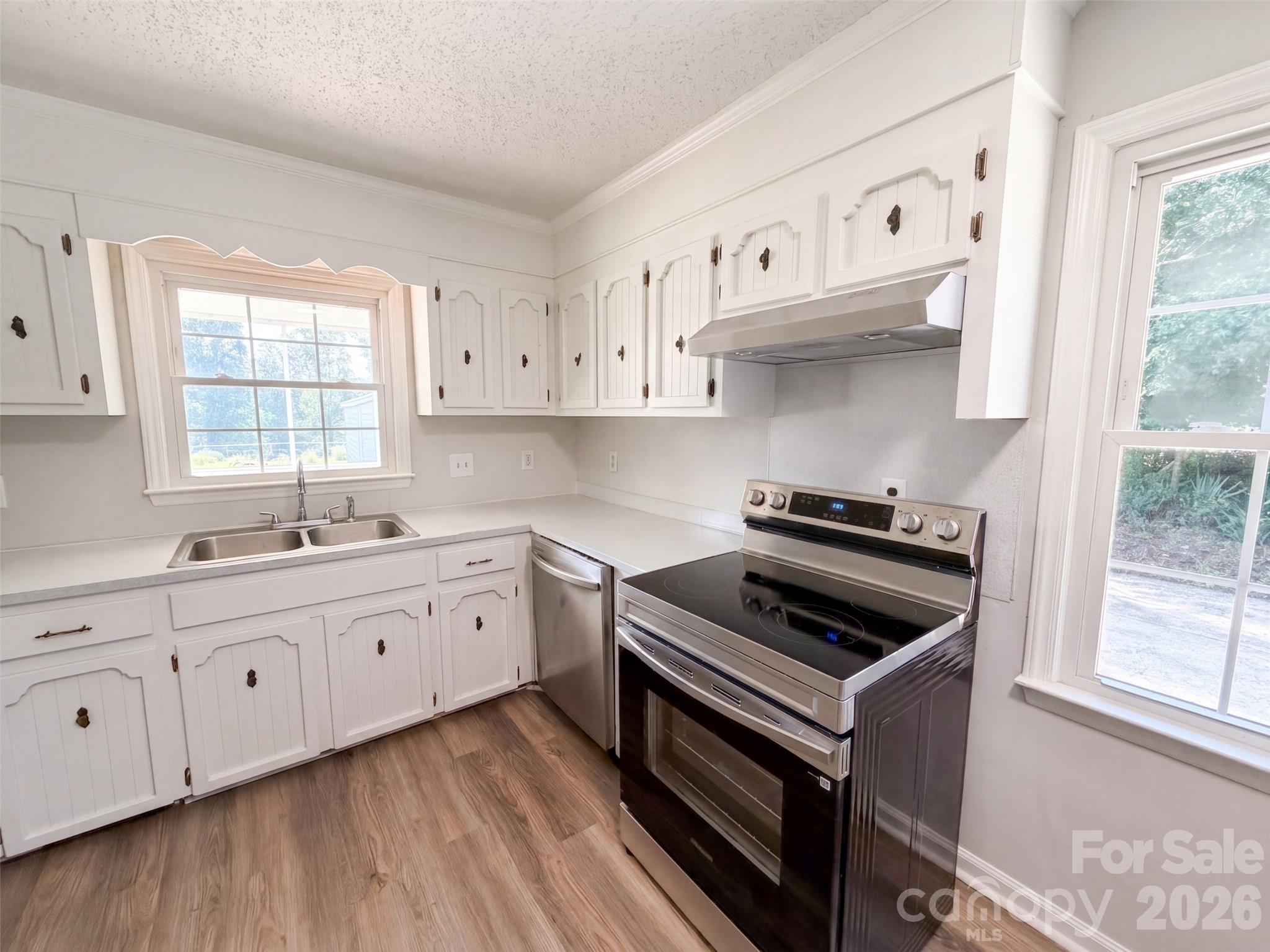 4202 Wrentree Drive Property Photo 15
