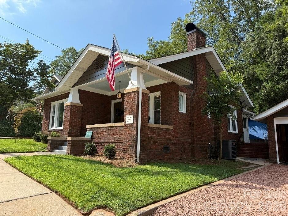 113 E Miller Street Property Photo 3