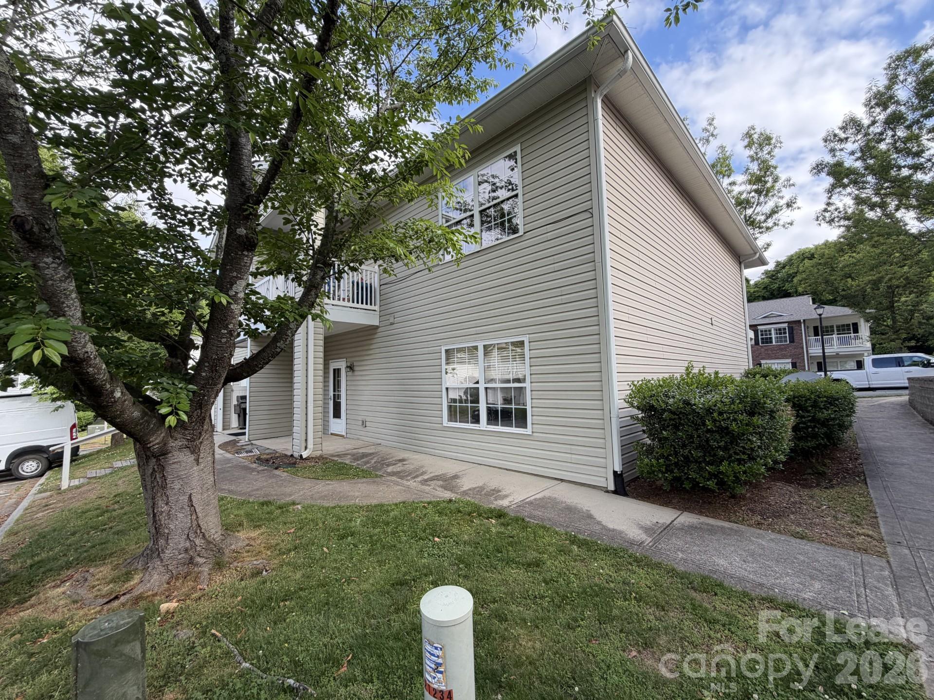 21230 Hickory Street Property Photo 2