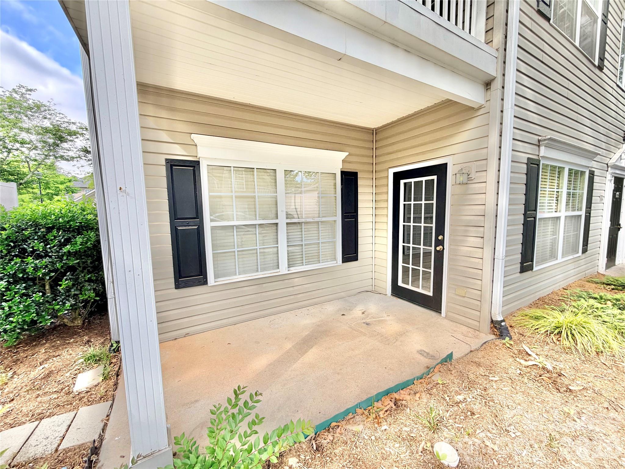 21230 Hickory Street Property Photo 3