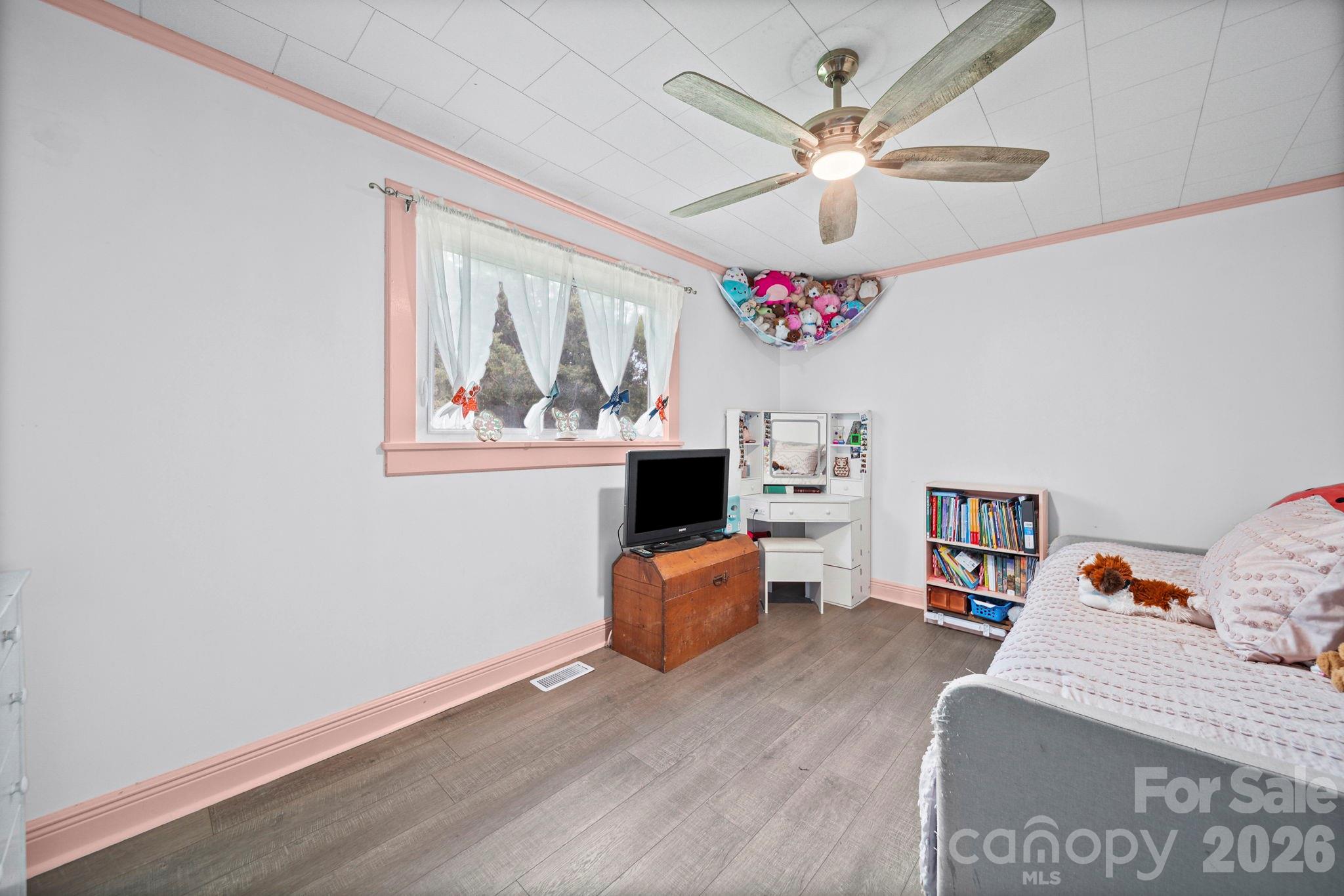 1030 Lippard Road Property Photo 14