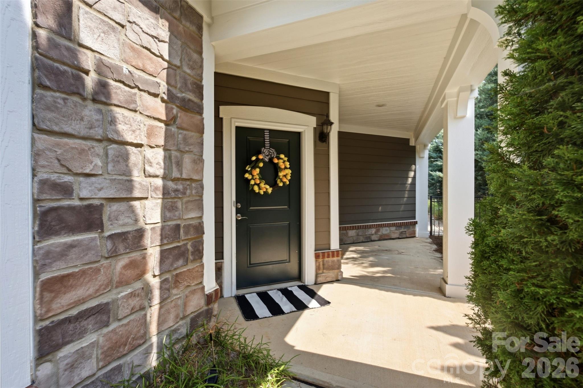 17004 Courtside Landing Drive Property Photo 3
