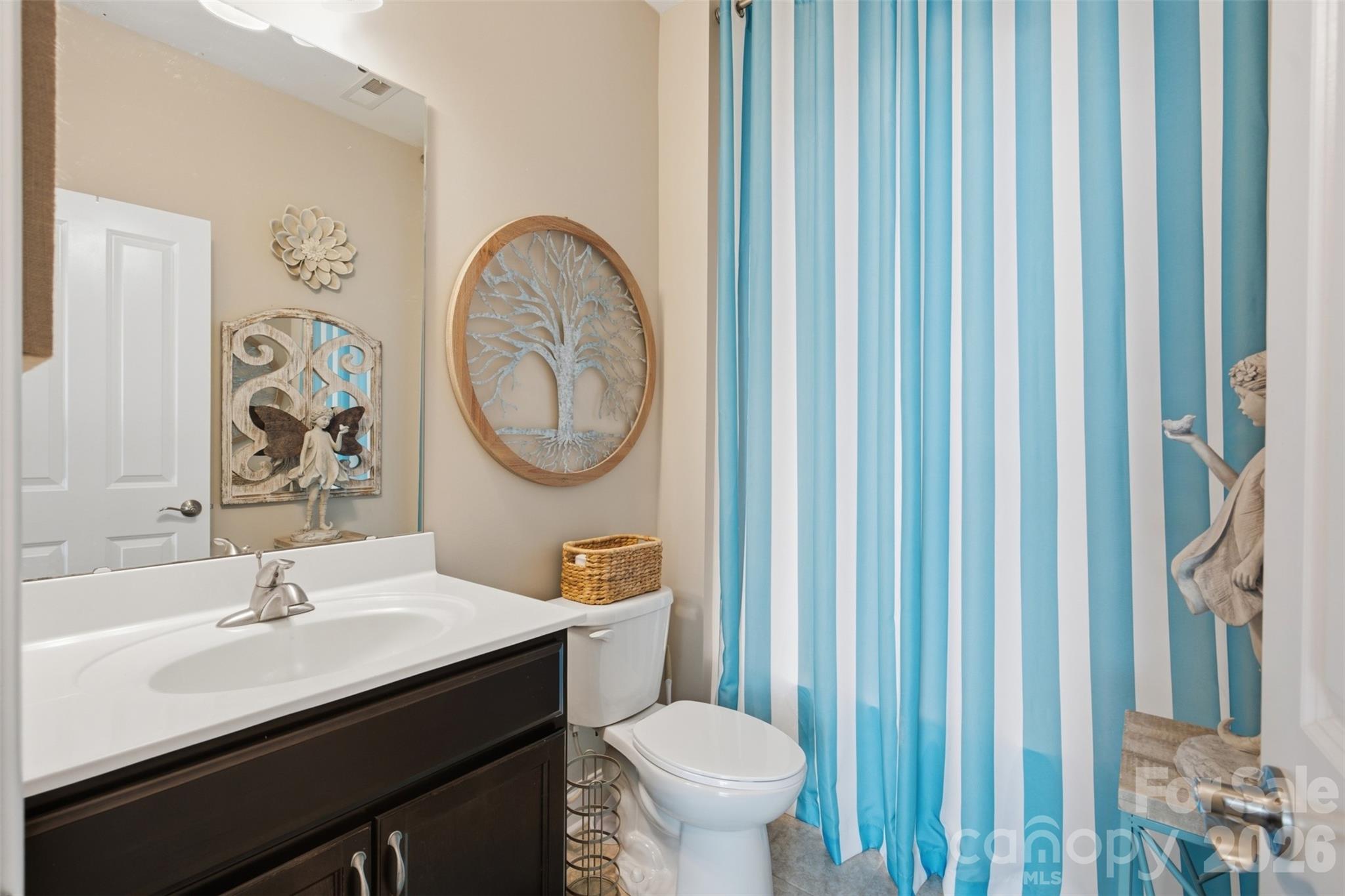 17004 Courtside Landing Drive Property Photo 24
