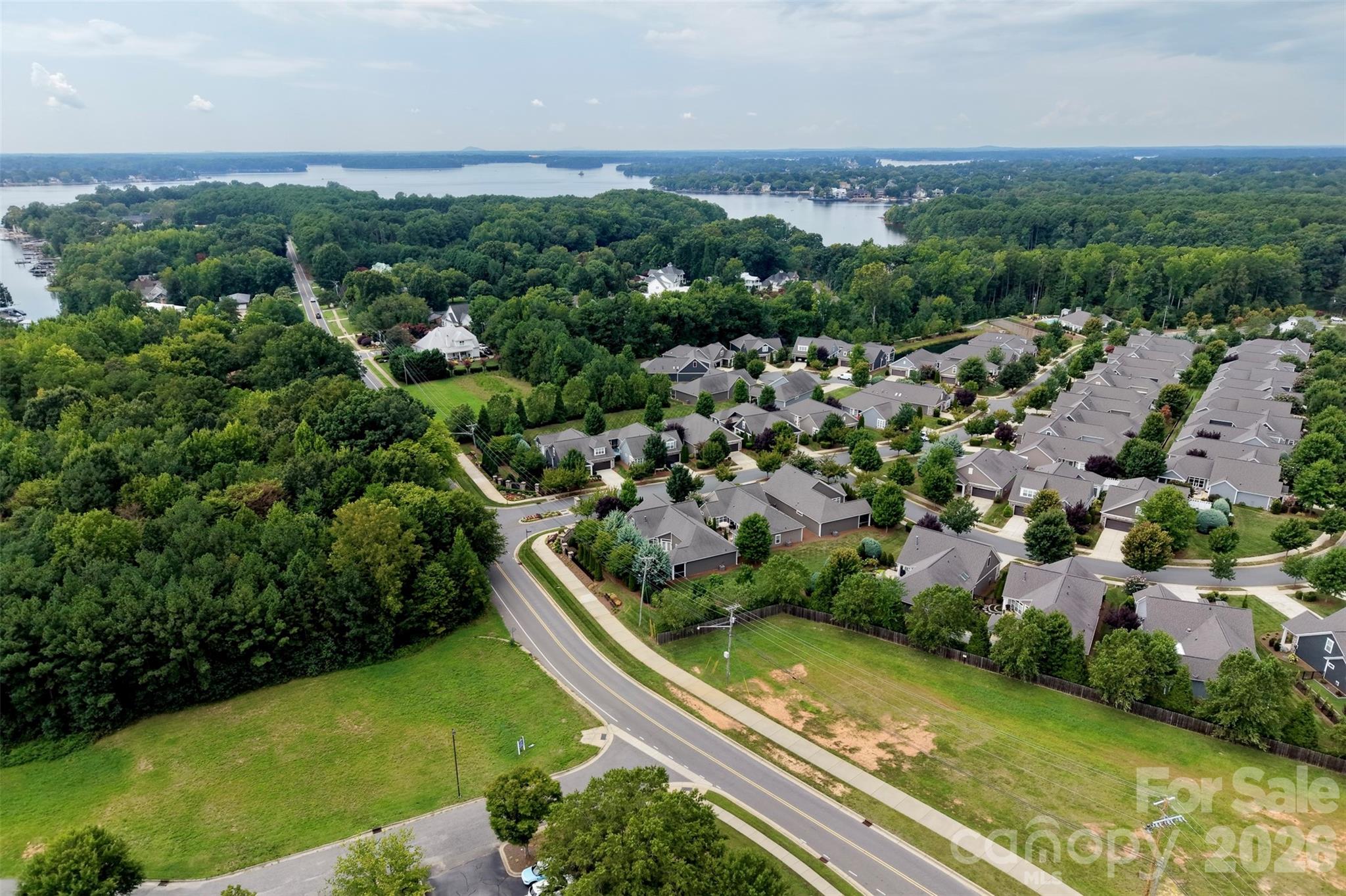 17004 Courtside Landing Drive Property Photo 46