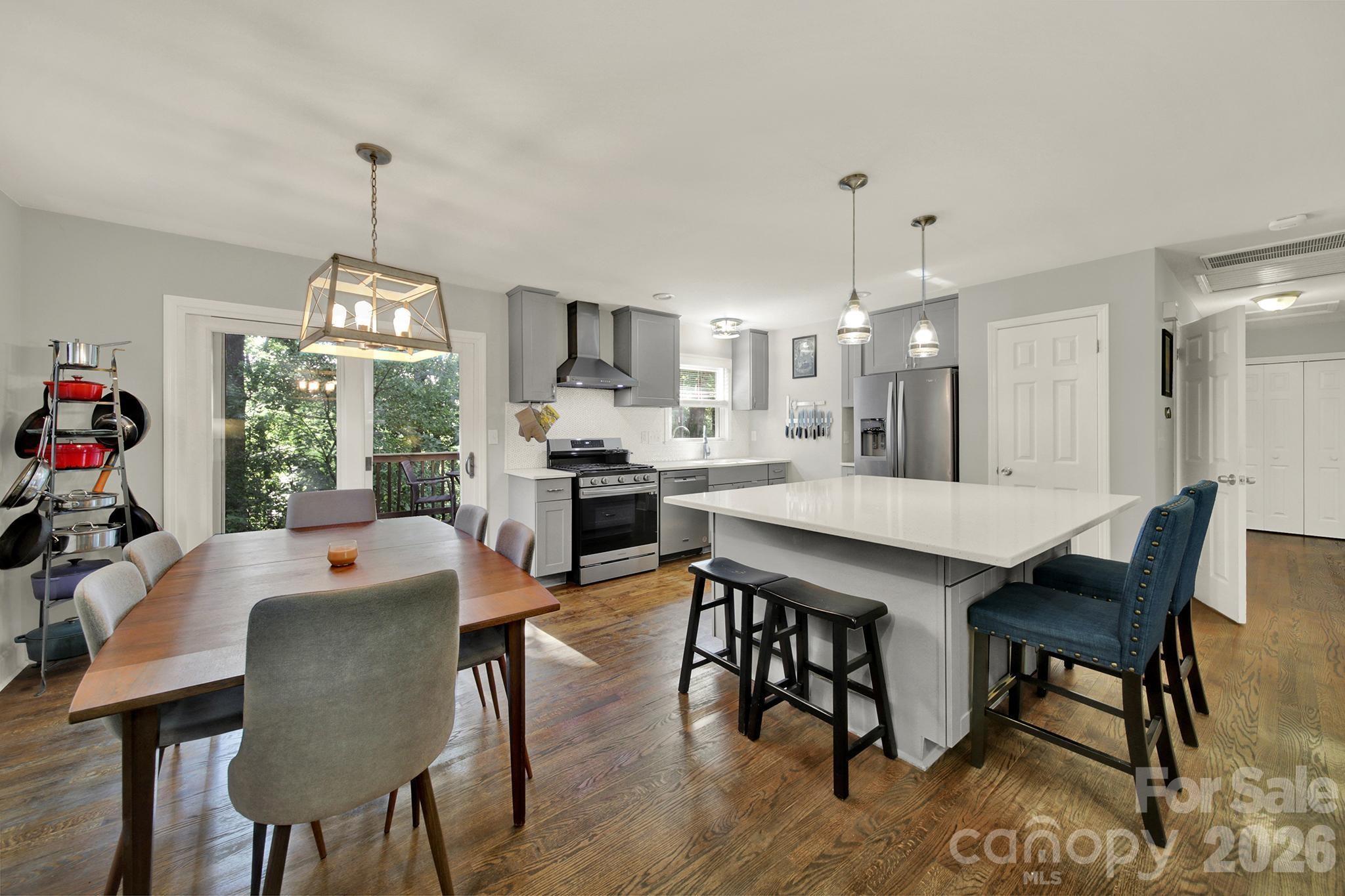 7439 Watercrest Road Property Photo 7