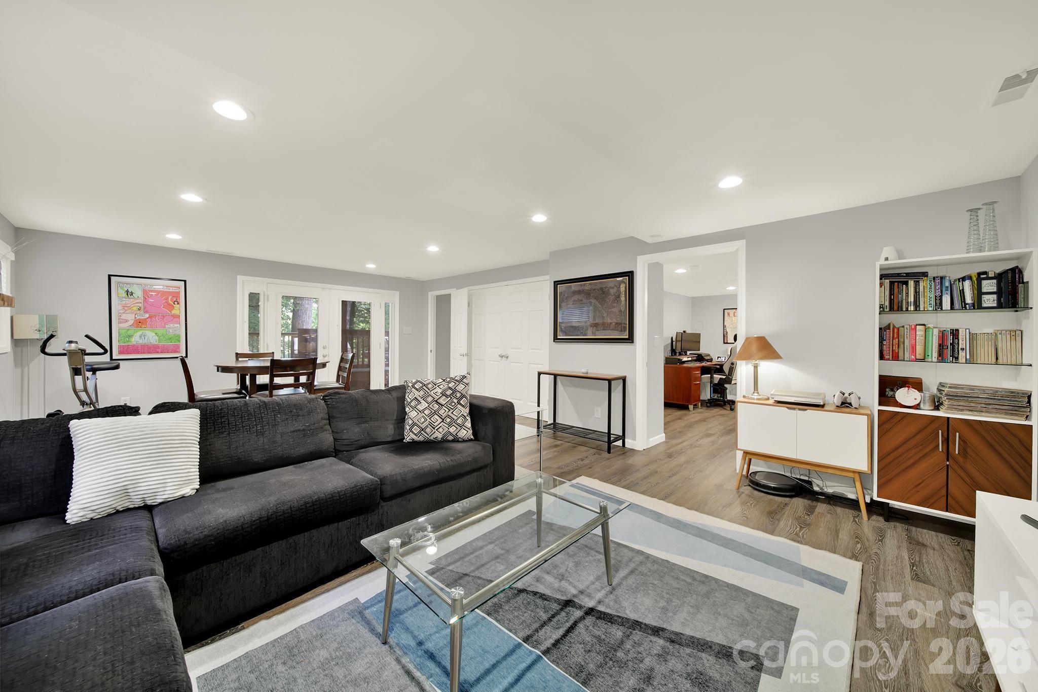 7439 Watercrest Road Property Photo 17