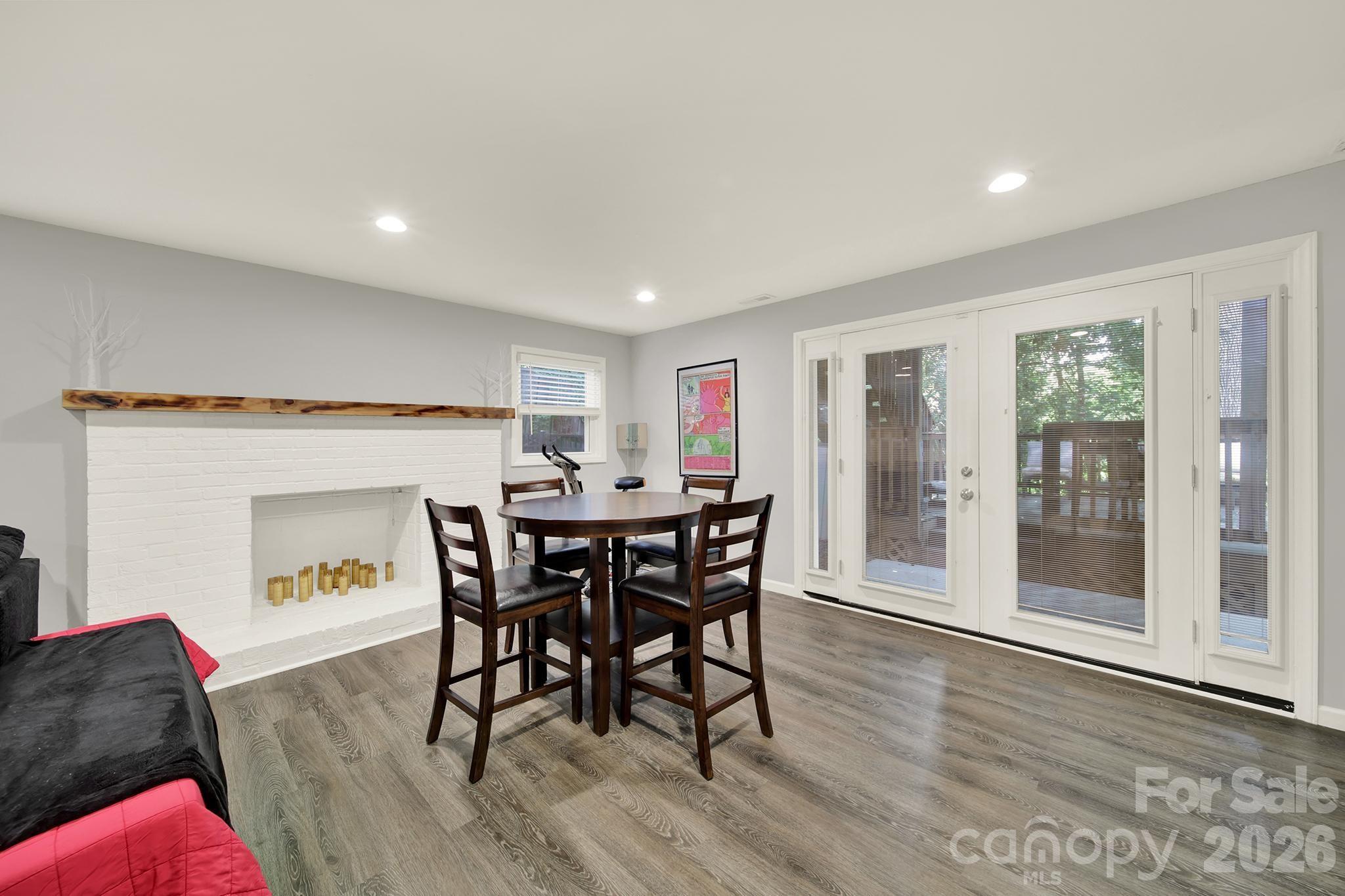7439 Watercrest Road Property Photo 18