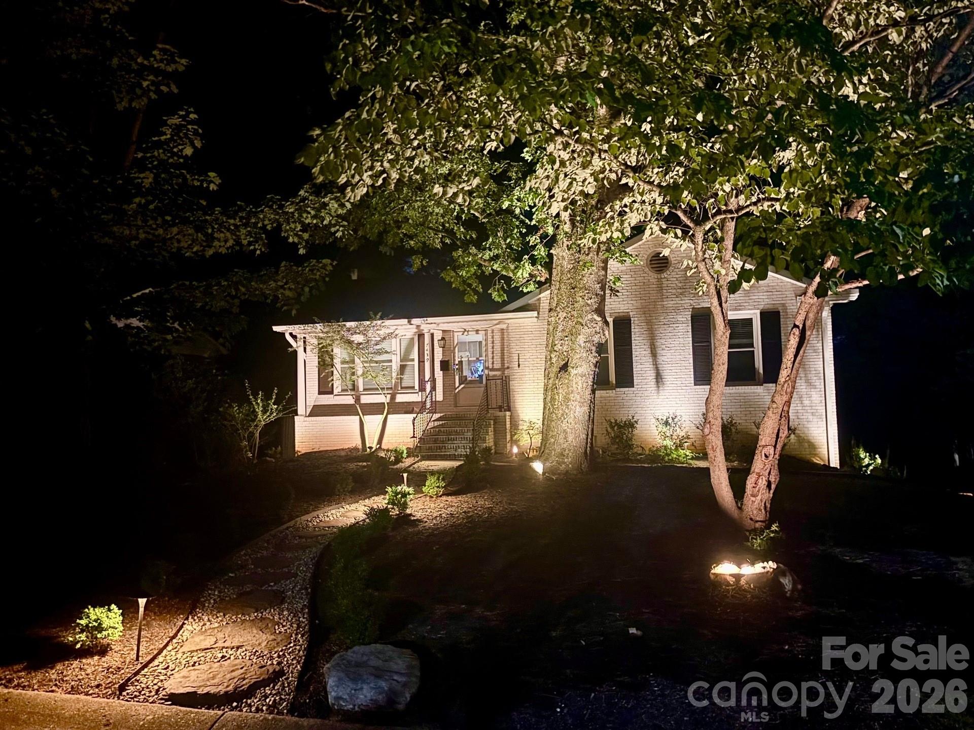 7439 Watercrest Road Property Photo 32