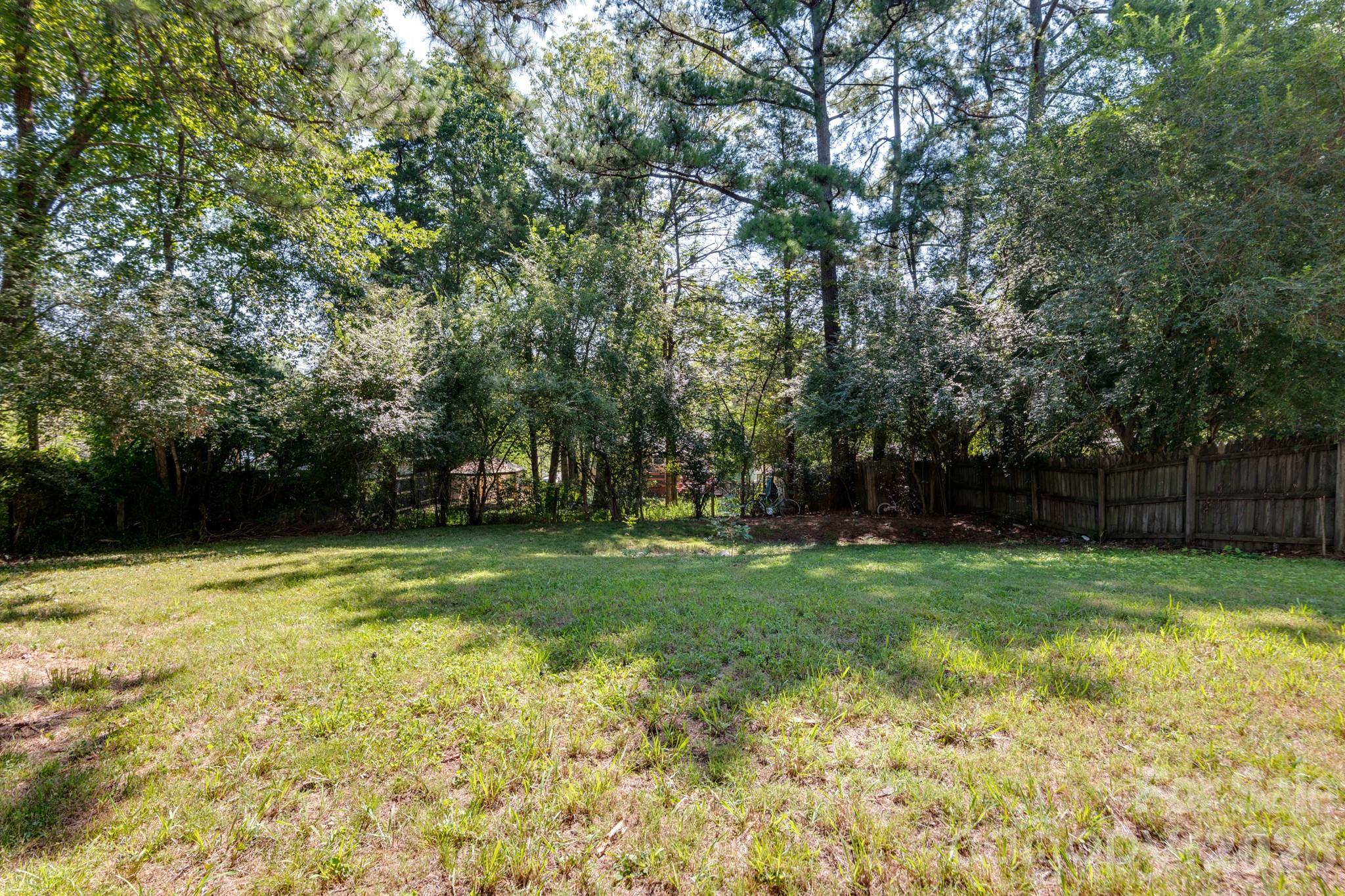 5300 Rolling Oak Lane Property Photo 22
