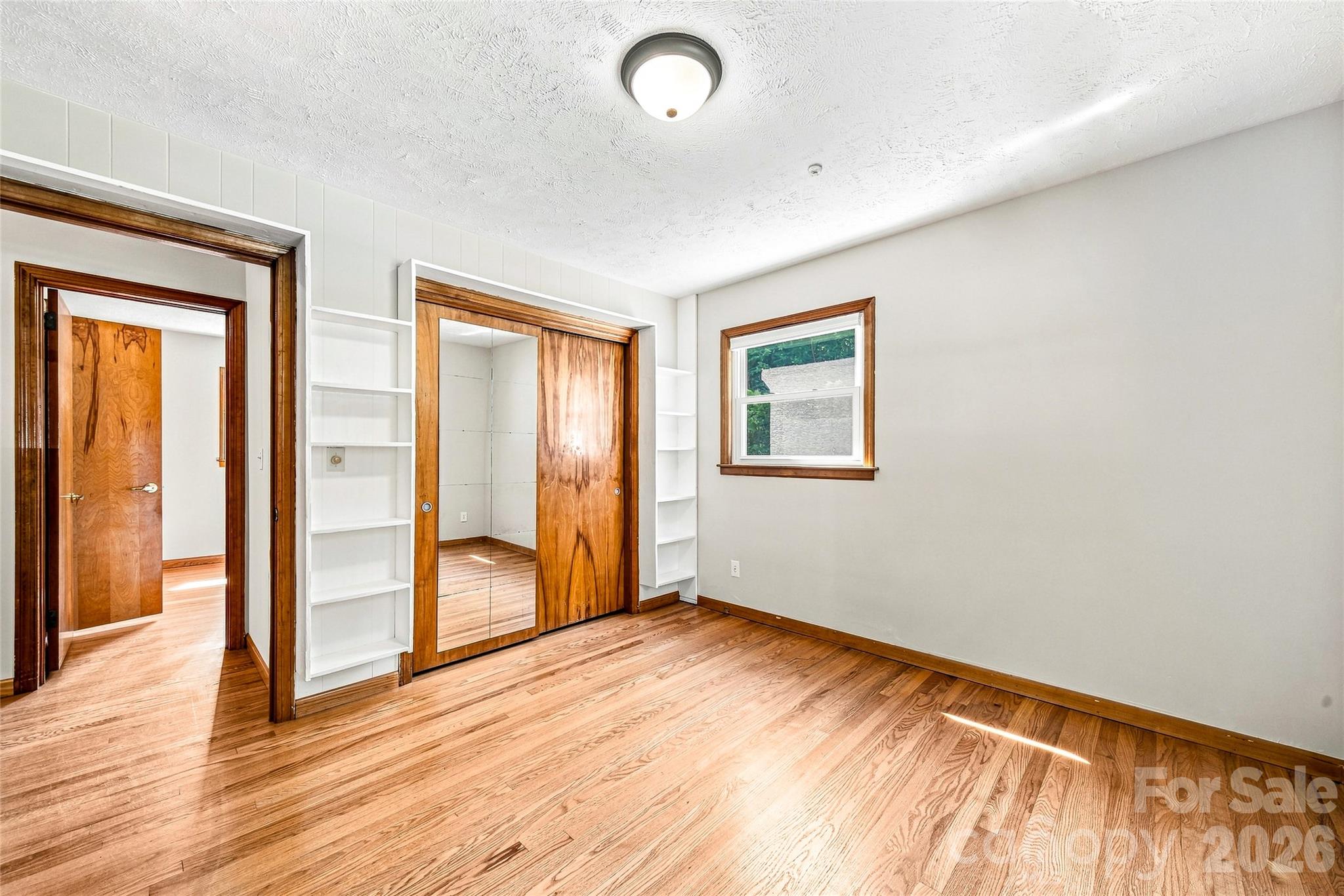708 Loop Road Property Photo 16