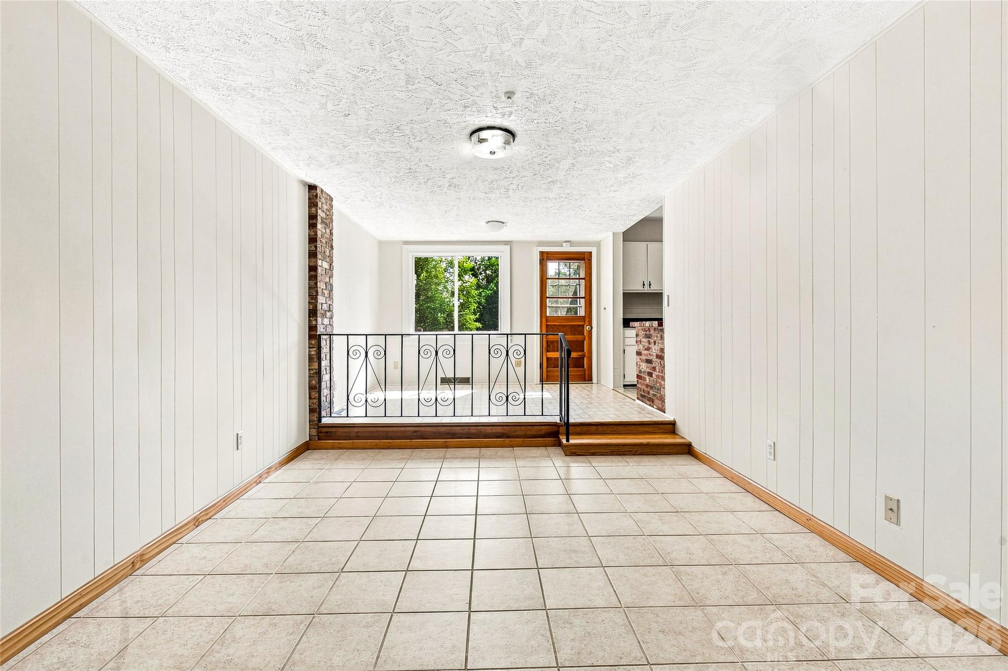 708 Loop Road Property Photo 18
