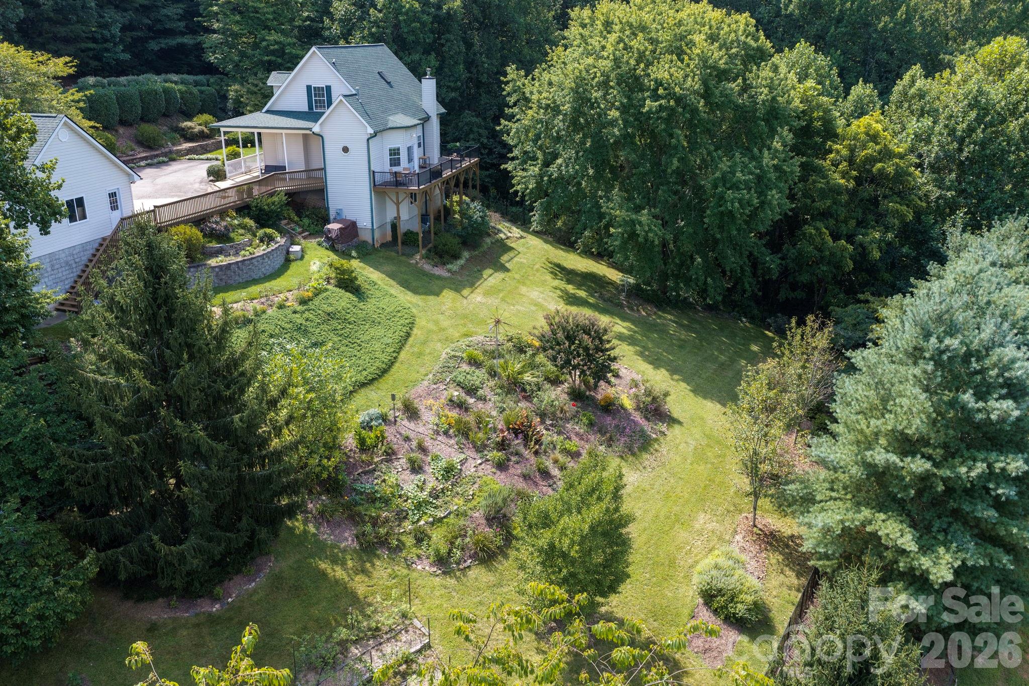 92 S Lindon Cove Road Property Photo 3