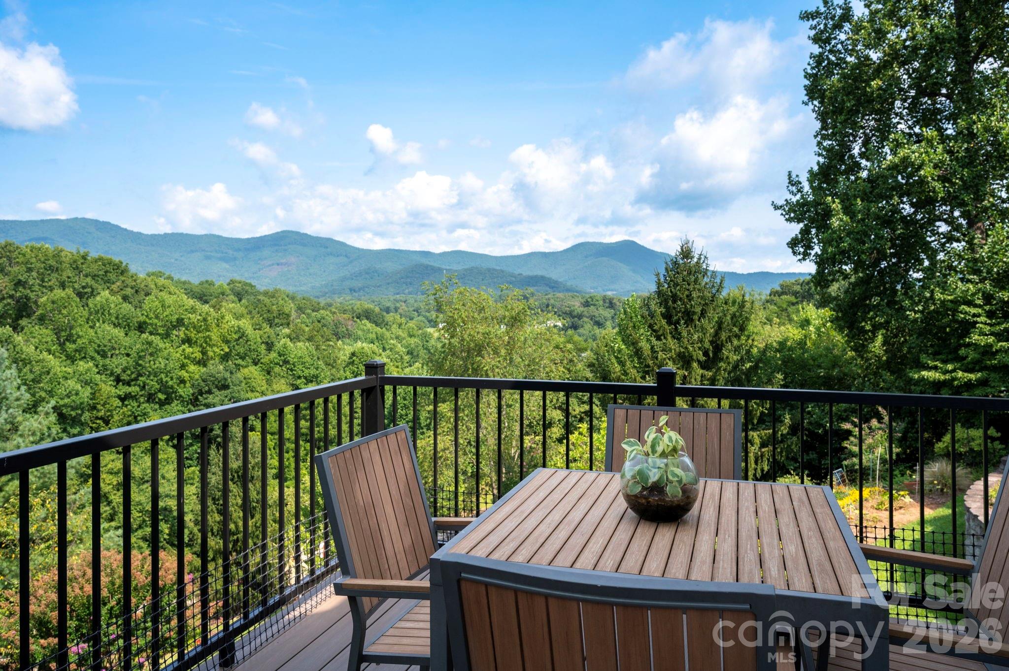 92 S Lindon Cove Road Property Photo 7