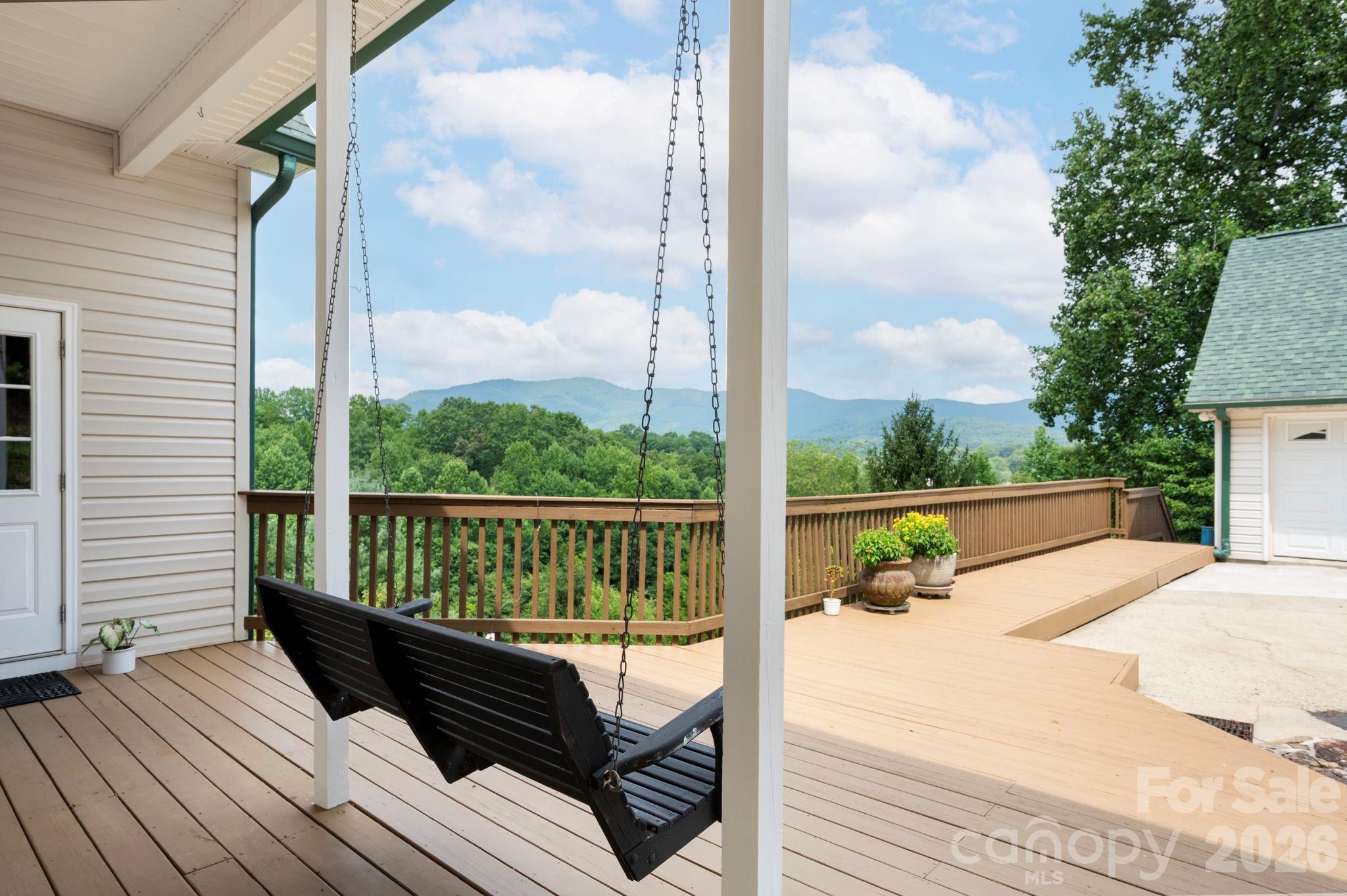 92 S Lindon Cove Road Property Photo 8