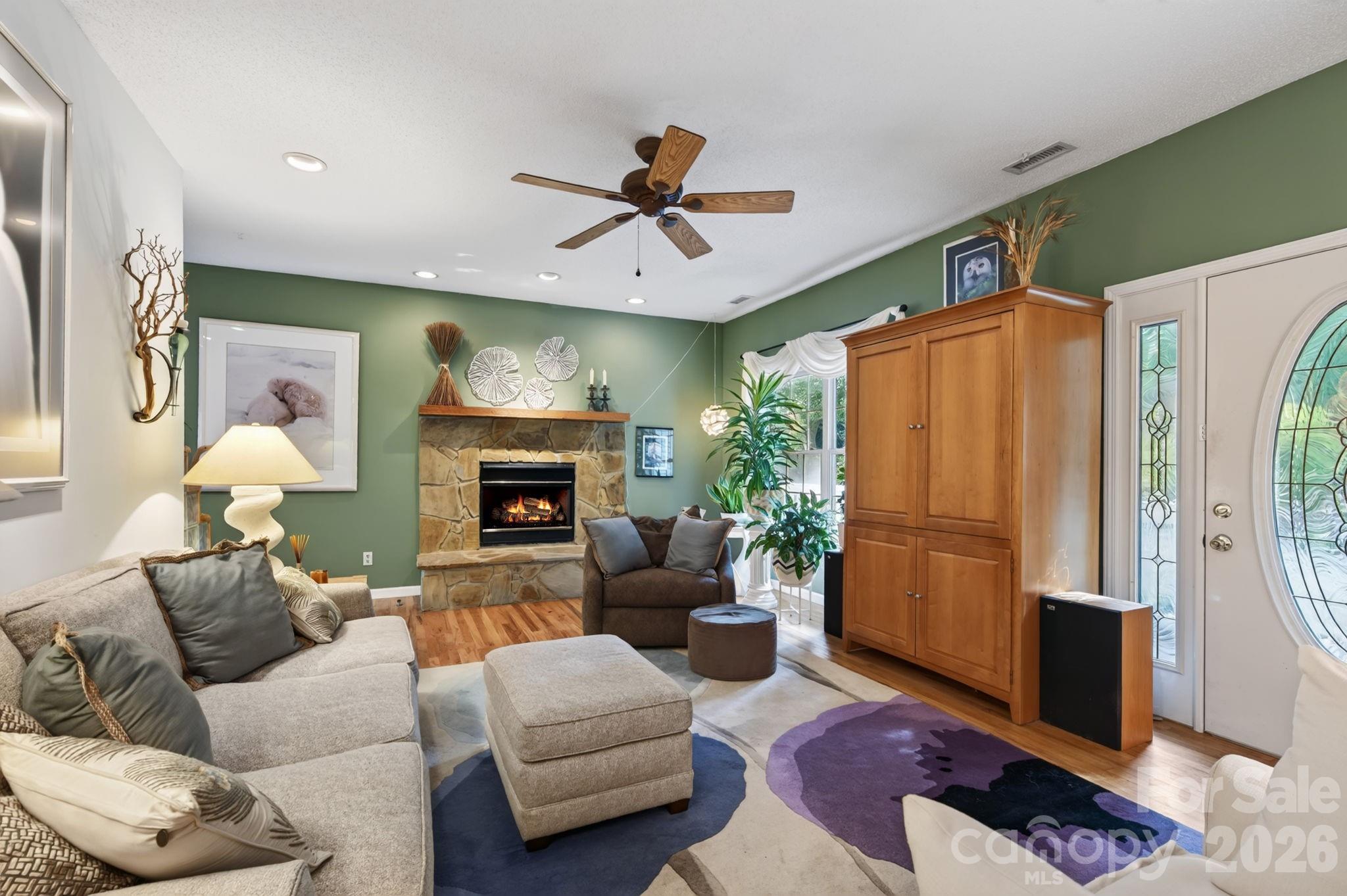 92 S Lindon Cove Road Property Photo 11