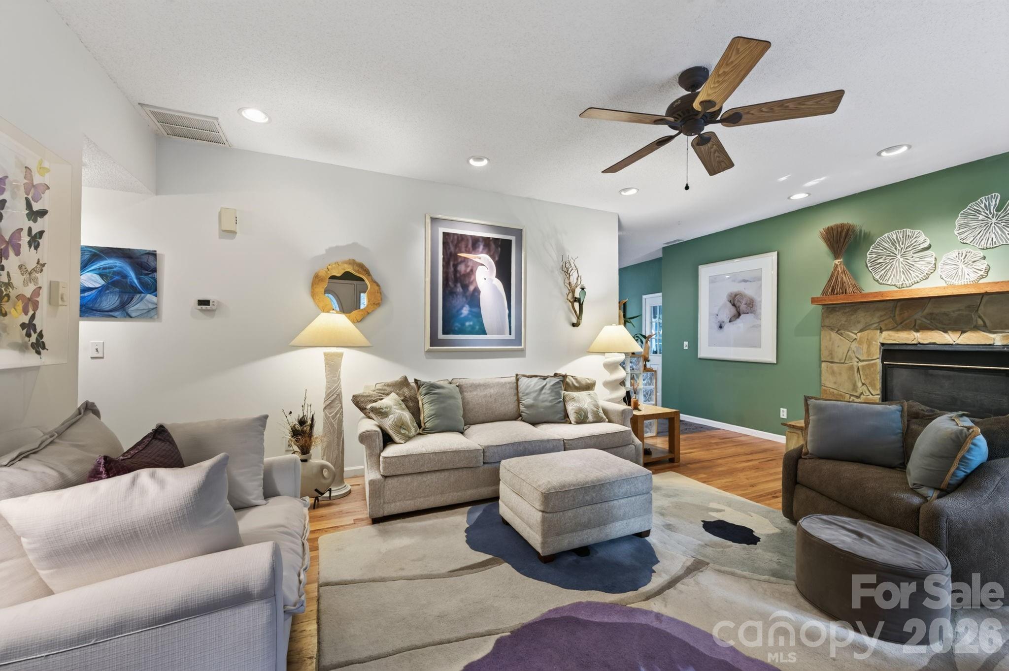 92 S Lindon Cove Road Property Photo 12