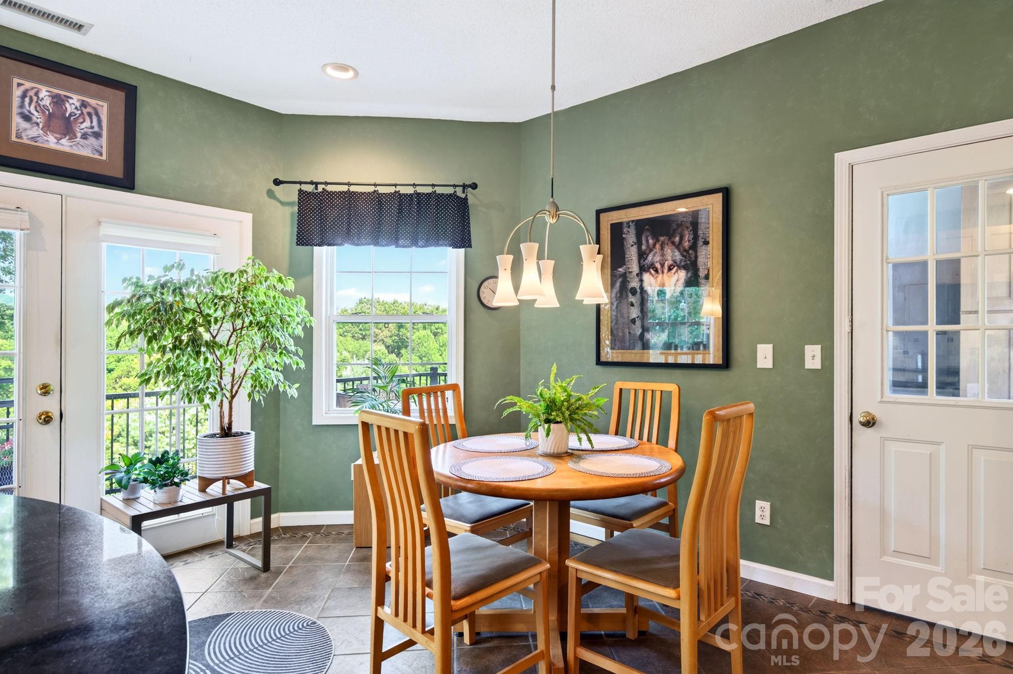 92 S Lindon Cove Road Property Photo 13
