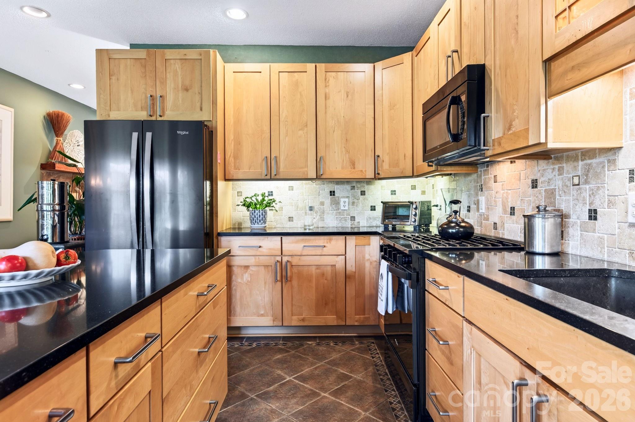 92 S Lindon Cove Road Property Photo 16
