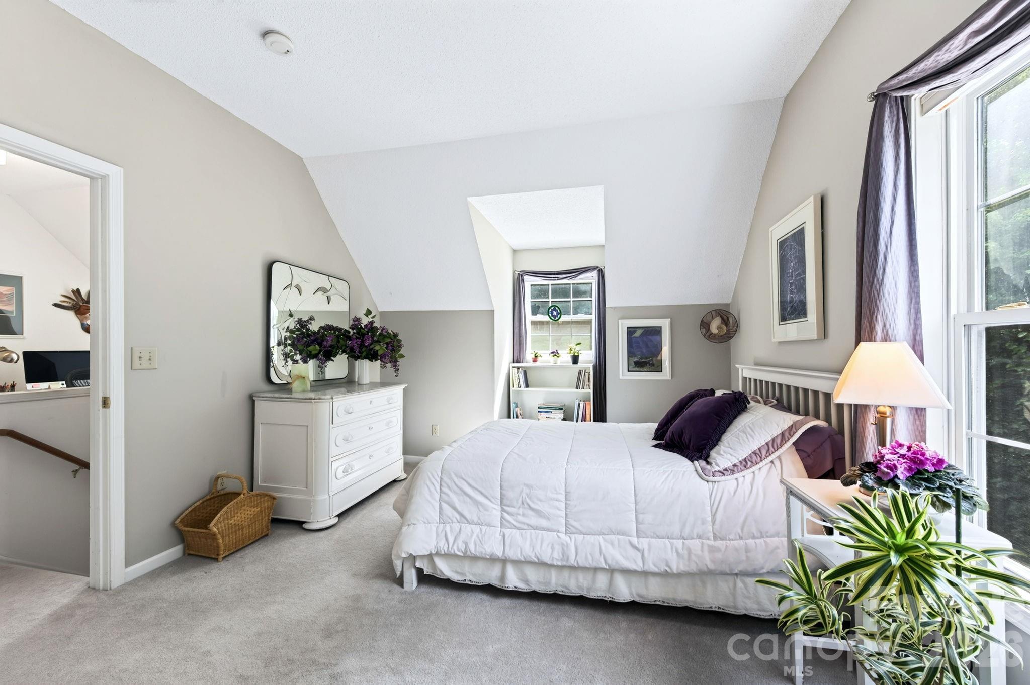 92 S Lindon Cove Road Property Photo 32