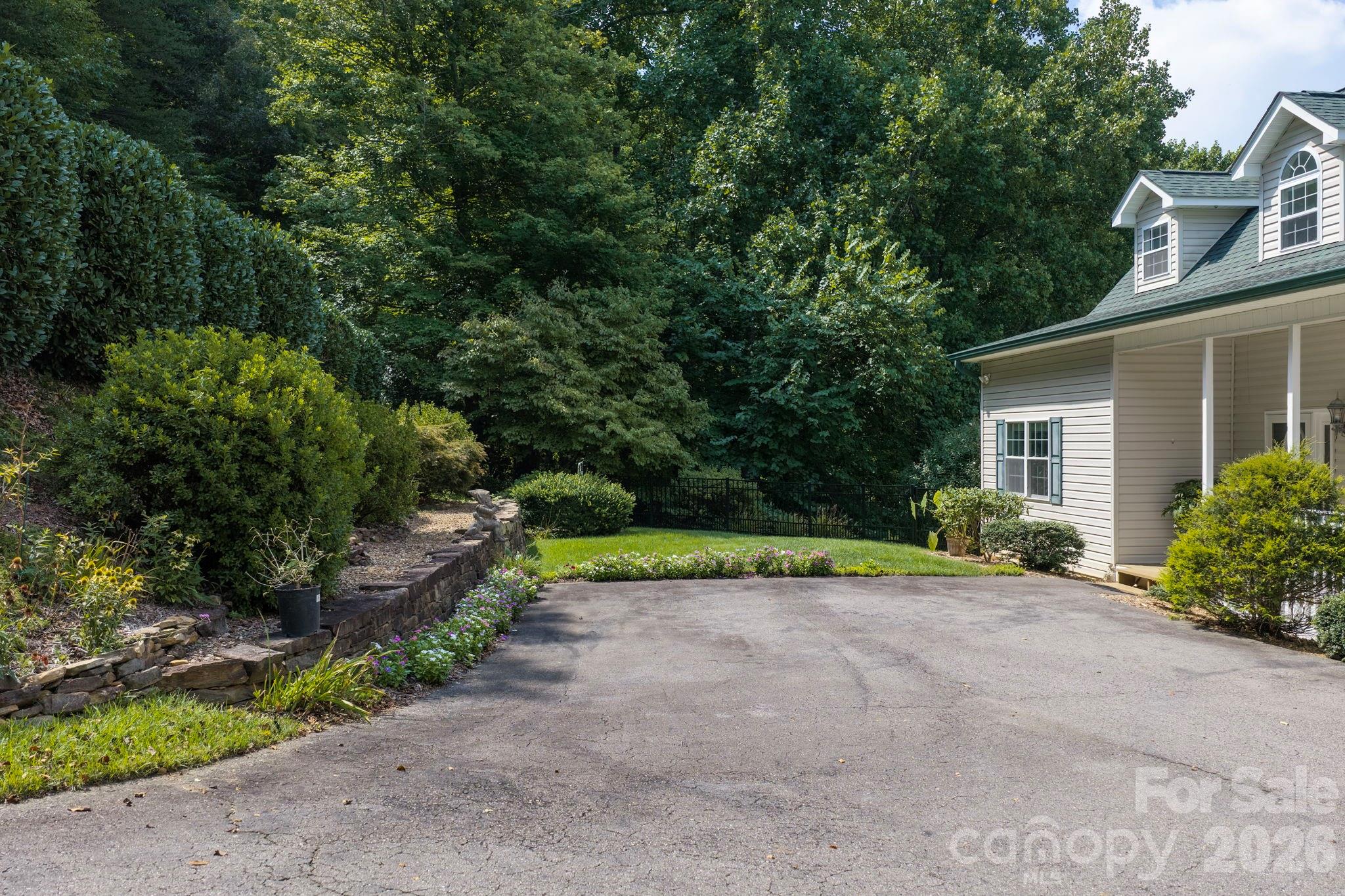 92 S Lindon Cove Road Property Photo 46