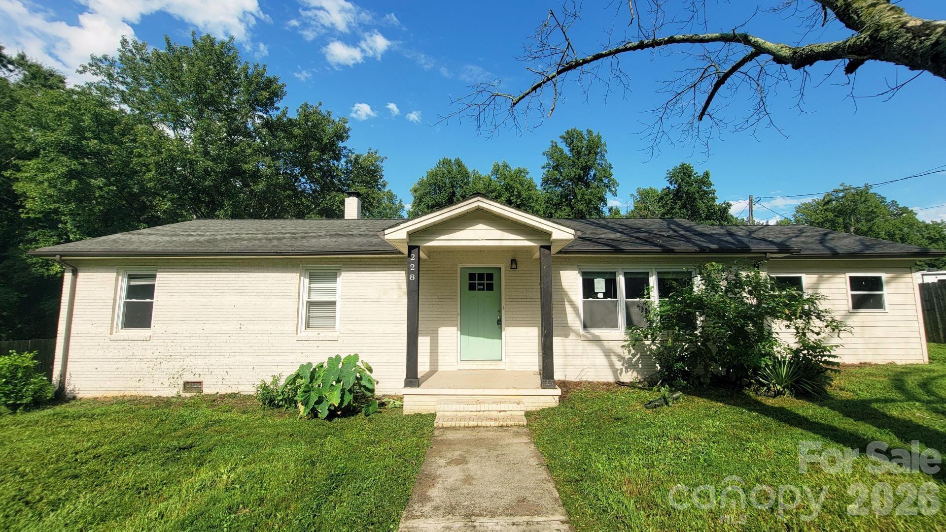 228 Tot Dellinger Road Property Photo 1