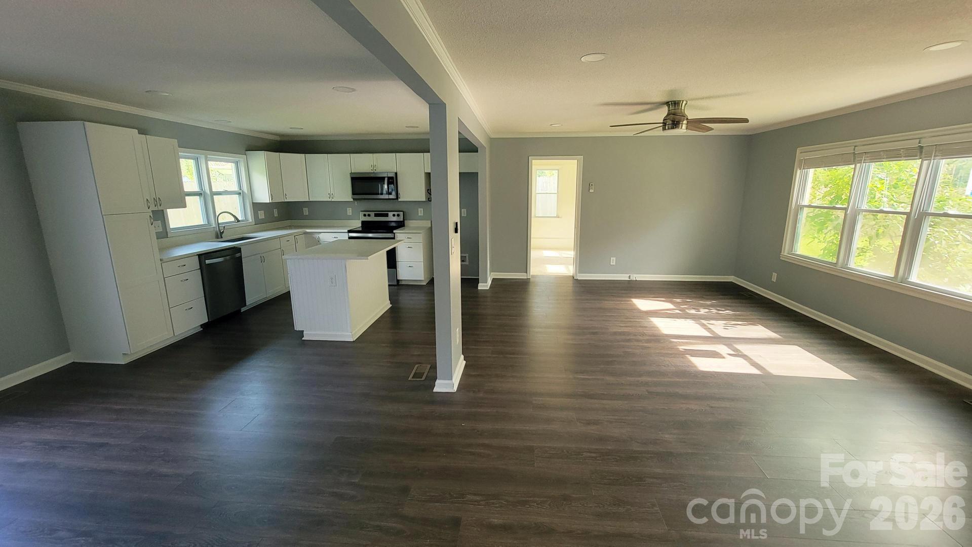 228 Tot Dellinger Road Property Photo 2