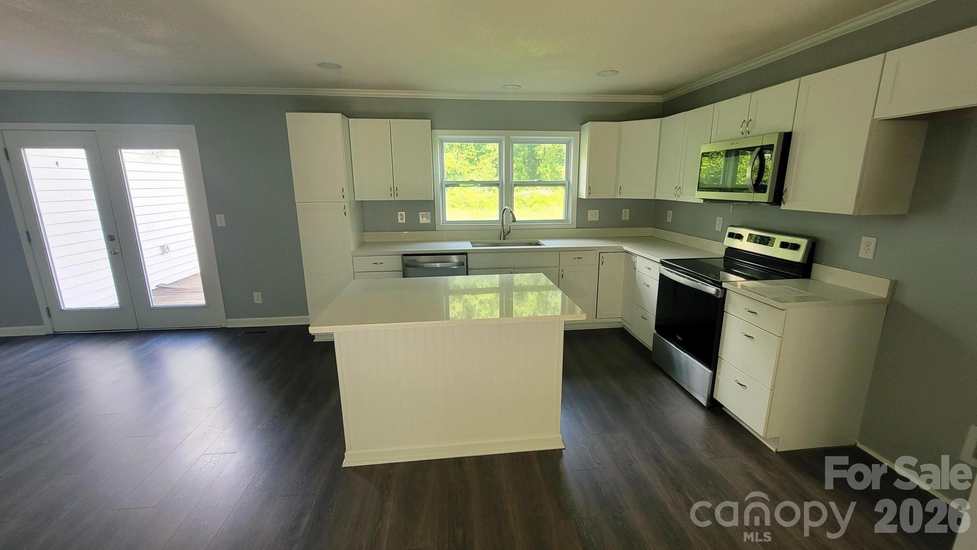 228 Tot Dellinger Road Property Photo 3