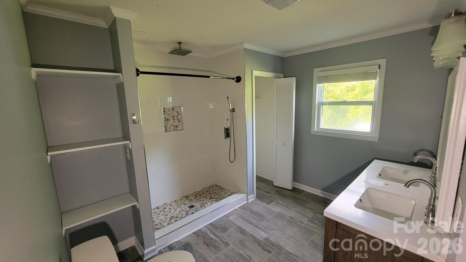 228 Tot Dellinger Road Property Photo 5