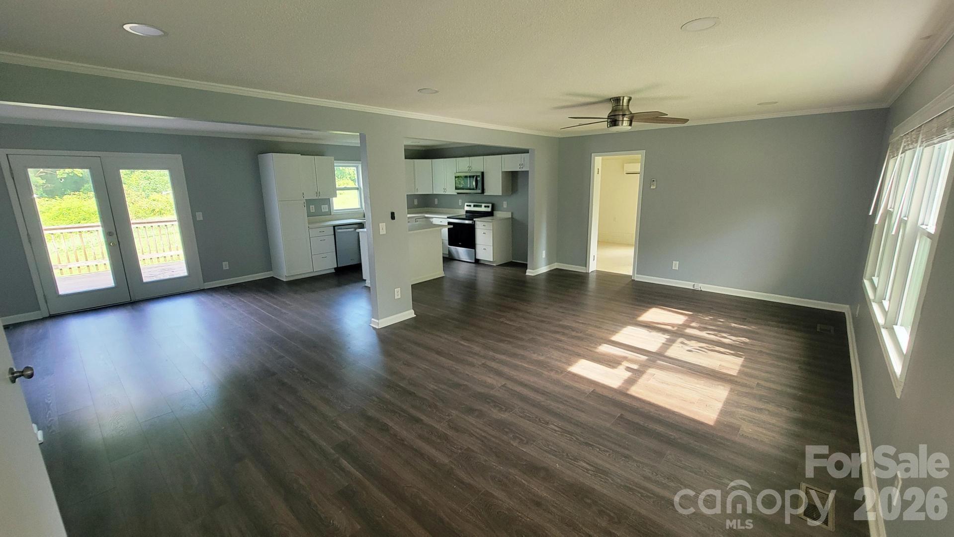 228 Tot Dellinger Road Property Photo 8