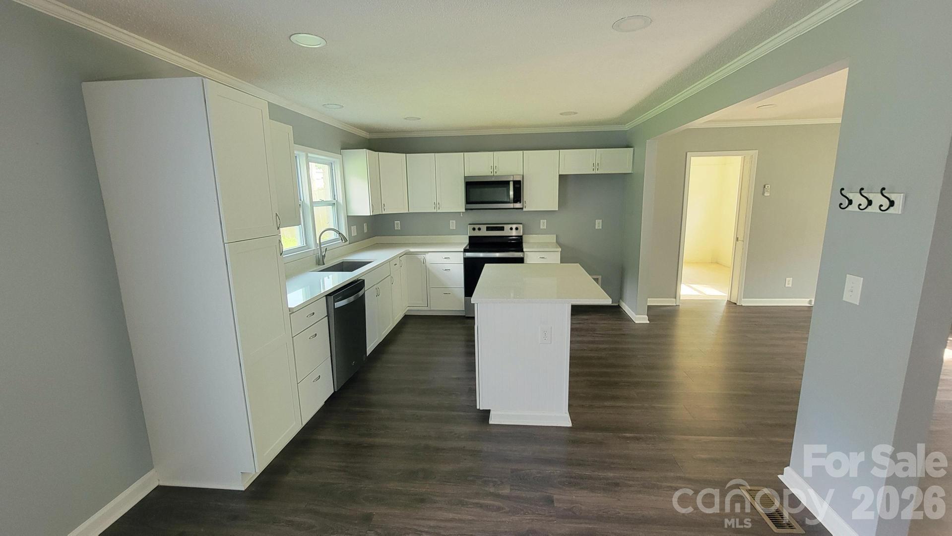 228 Tot Dellinger Road Property Photo 10