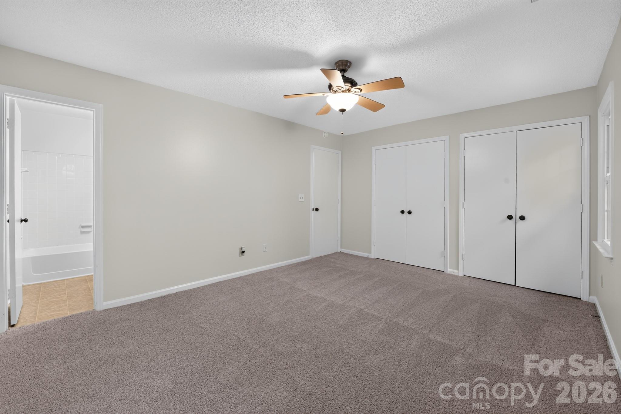 8316 Summerglen Circle Property Photo 9