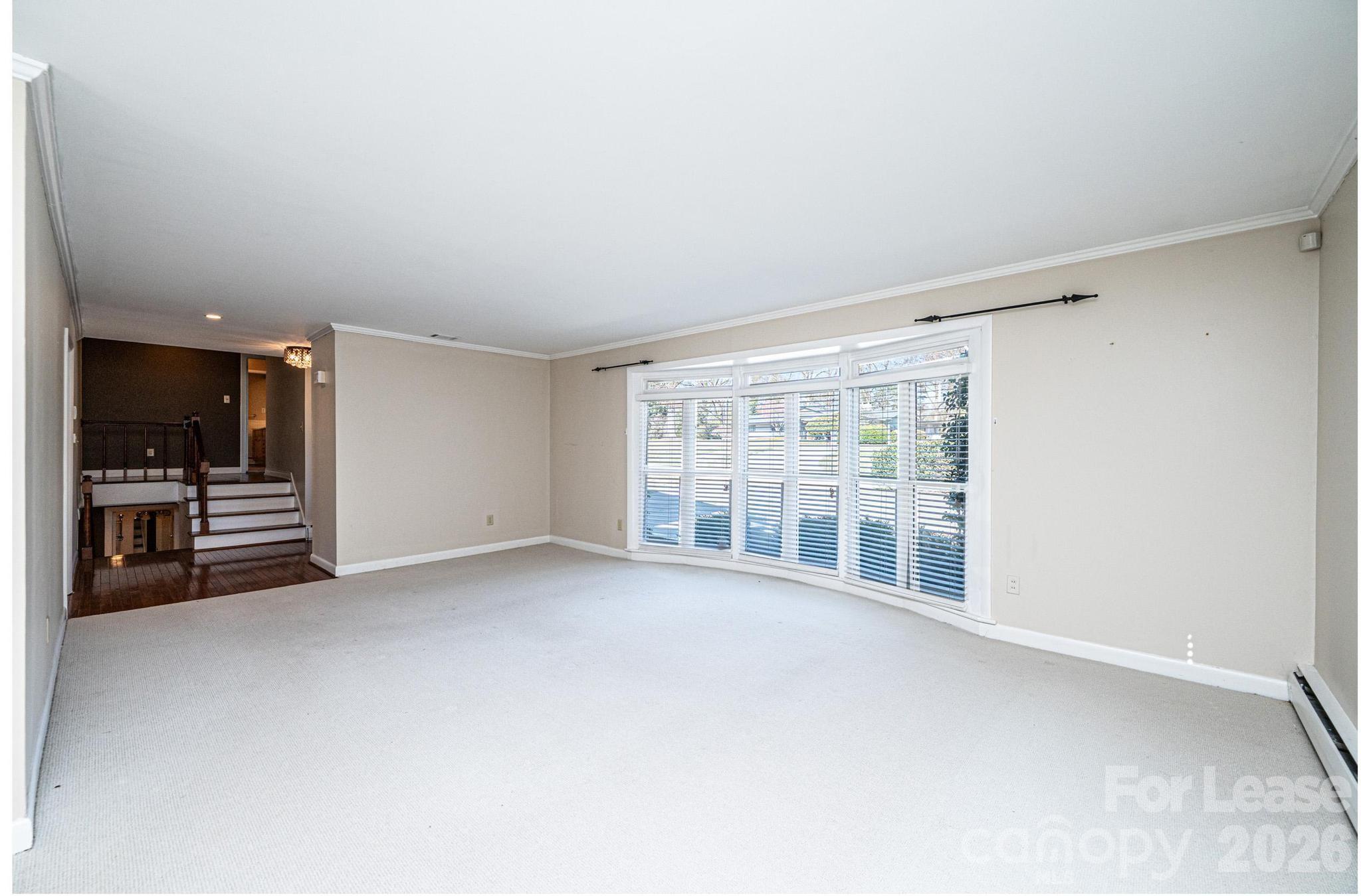 2035 2nd Street Property Photo 7