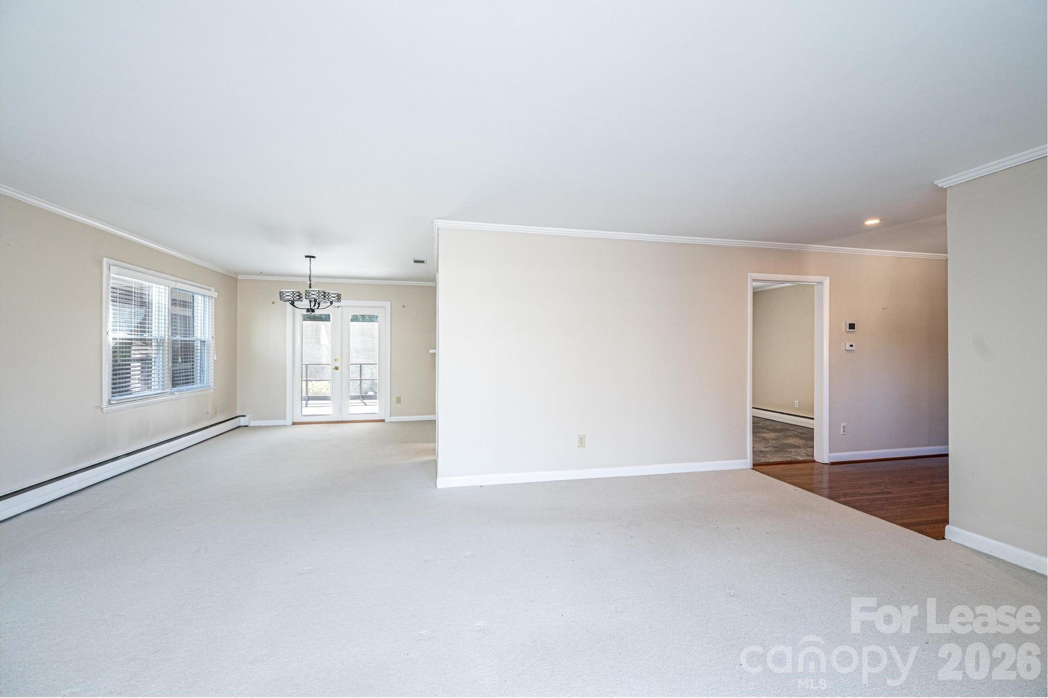 2035 2nd Street Property Photo 8